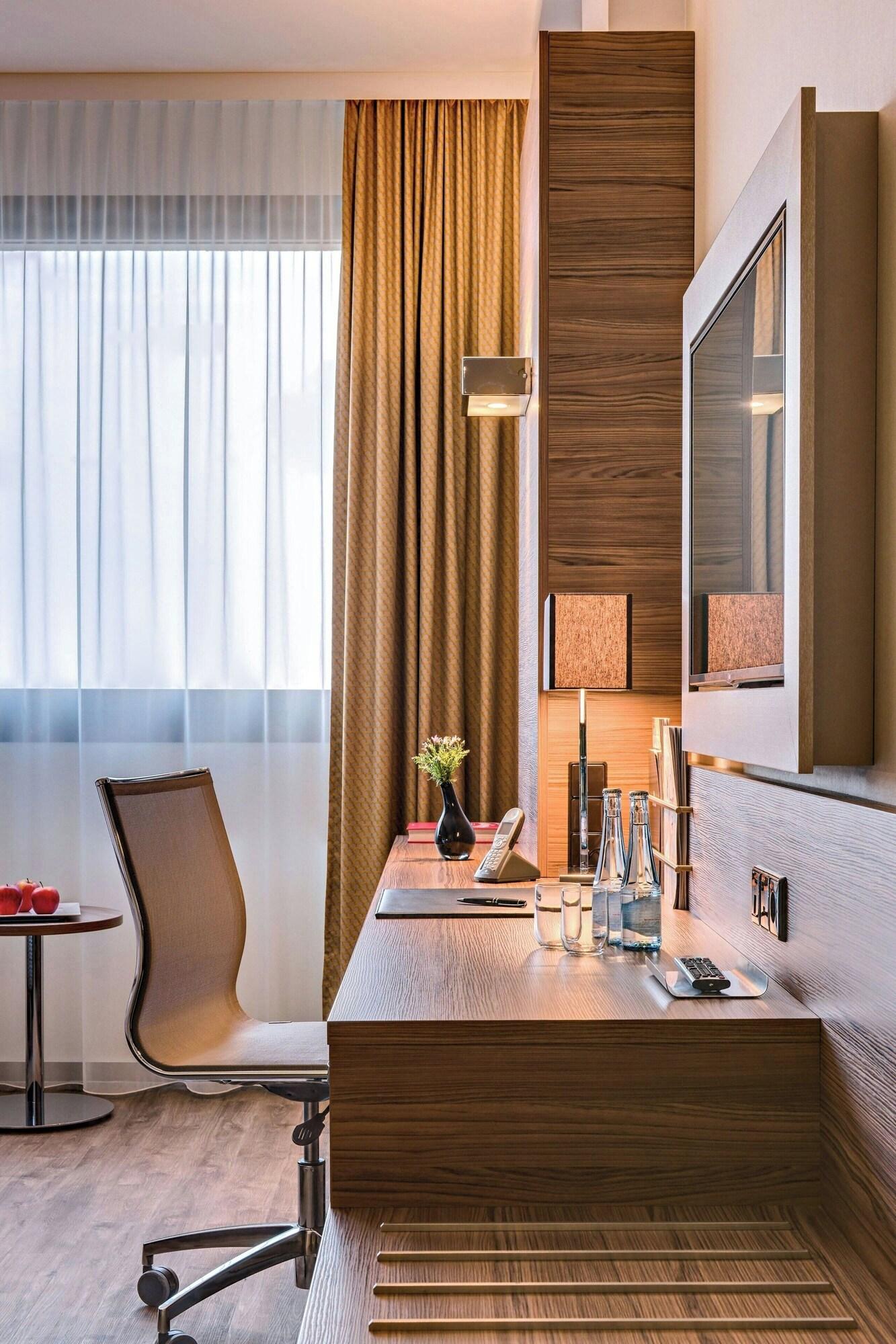 Double Executive King Bed