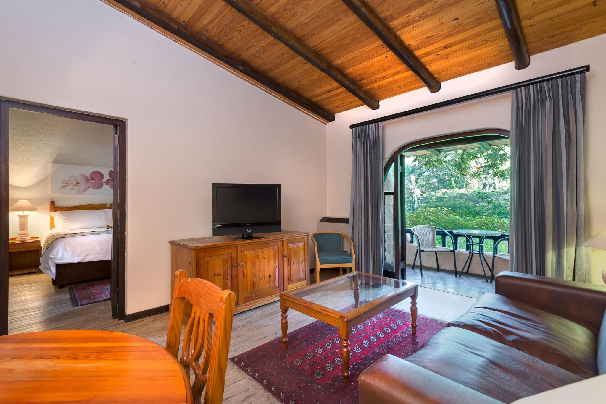 Family Room King Size Bed