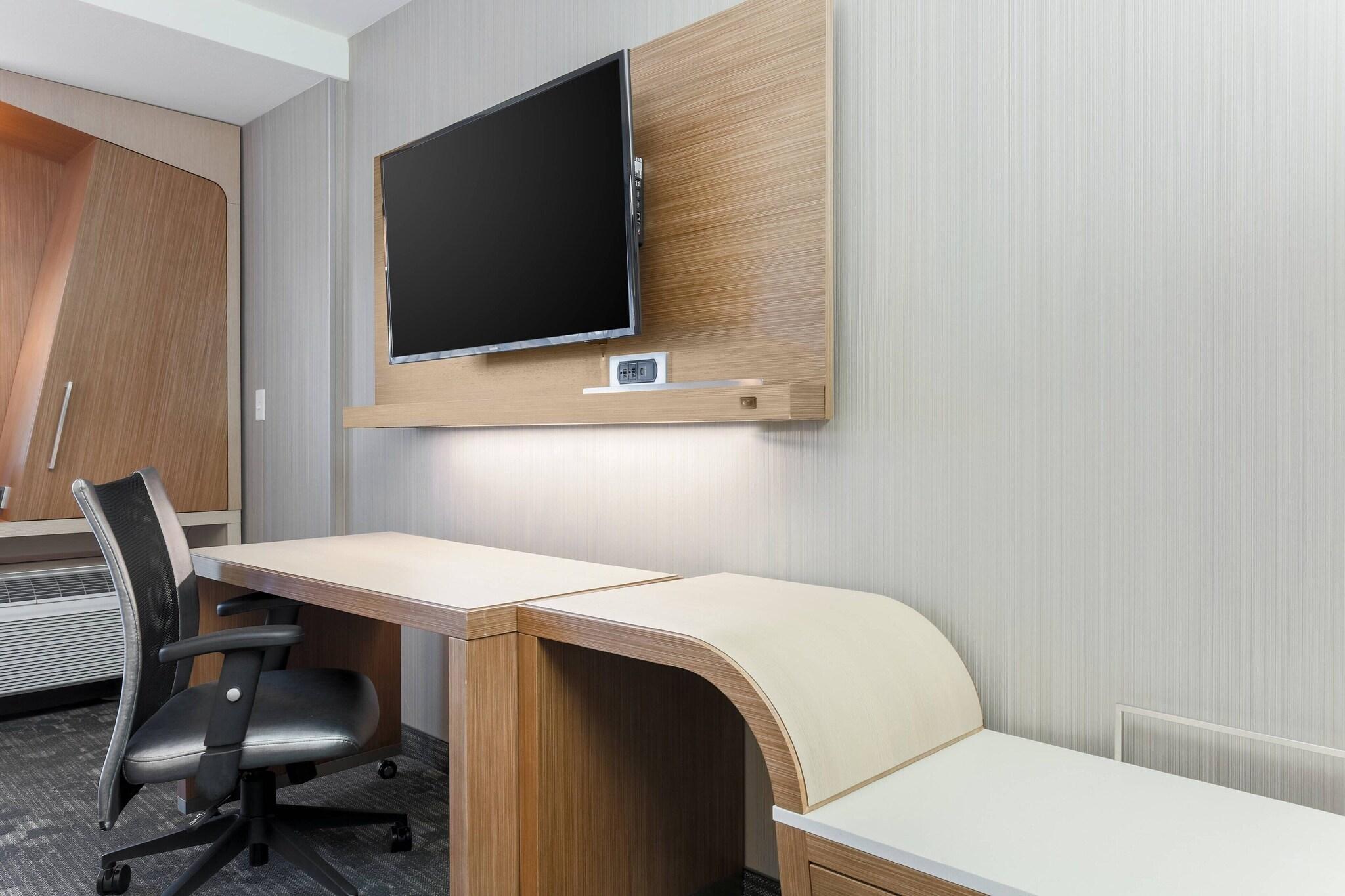 Double Executive Two Queen Beds