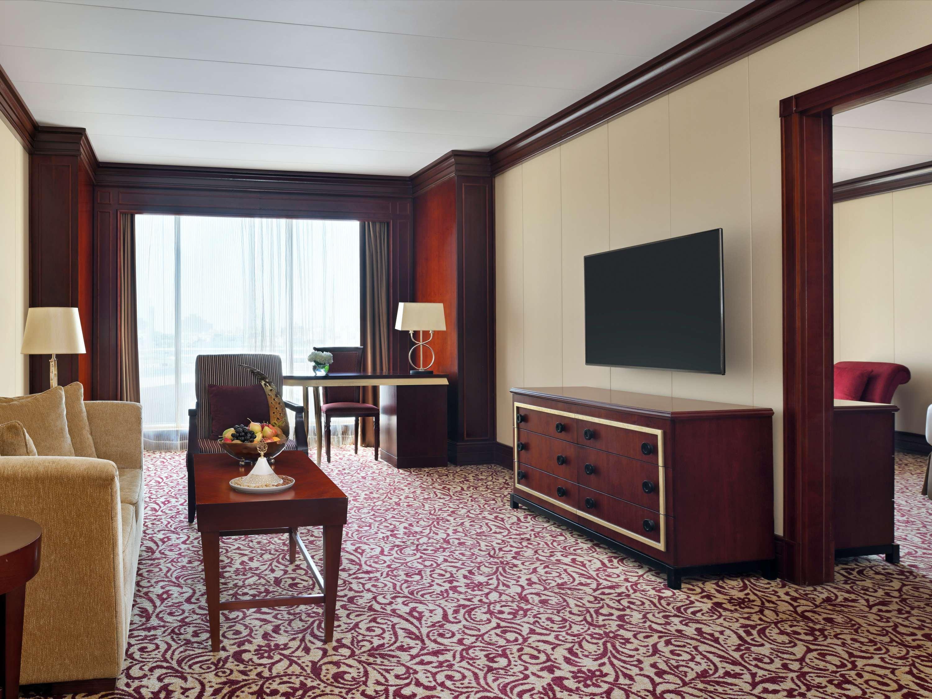 Room Deluxe King Bed