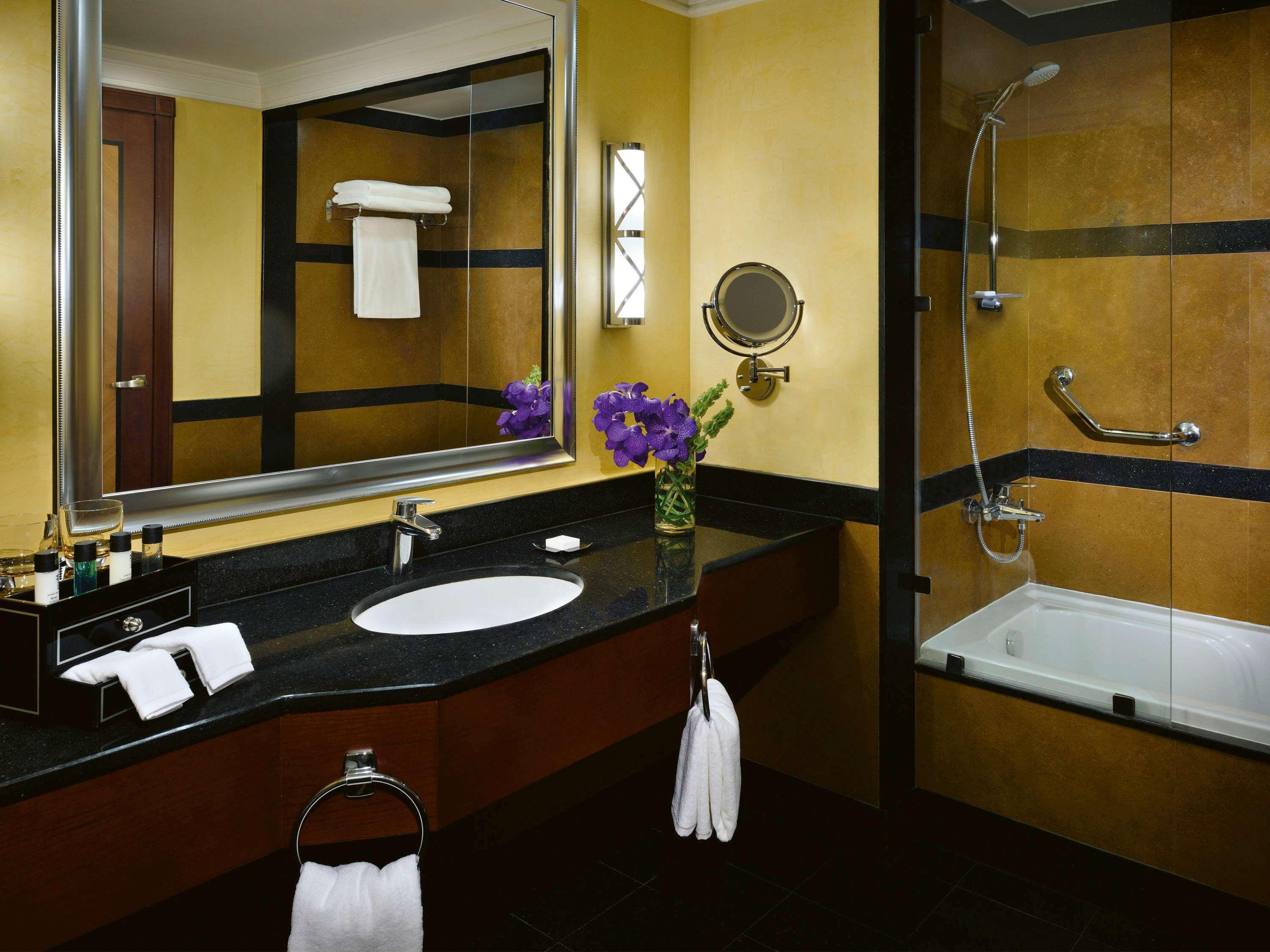 Room Executive King Bed