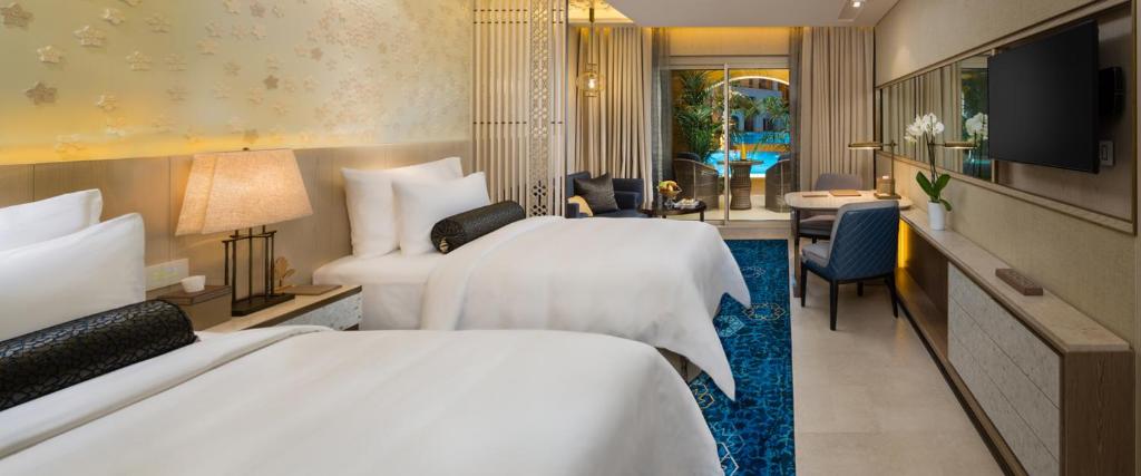 Double or Twin Deluxe Pool View