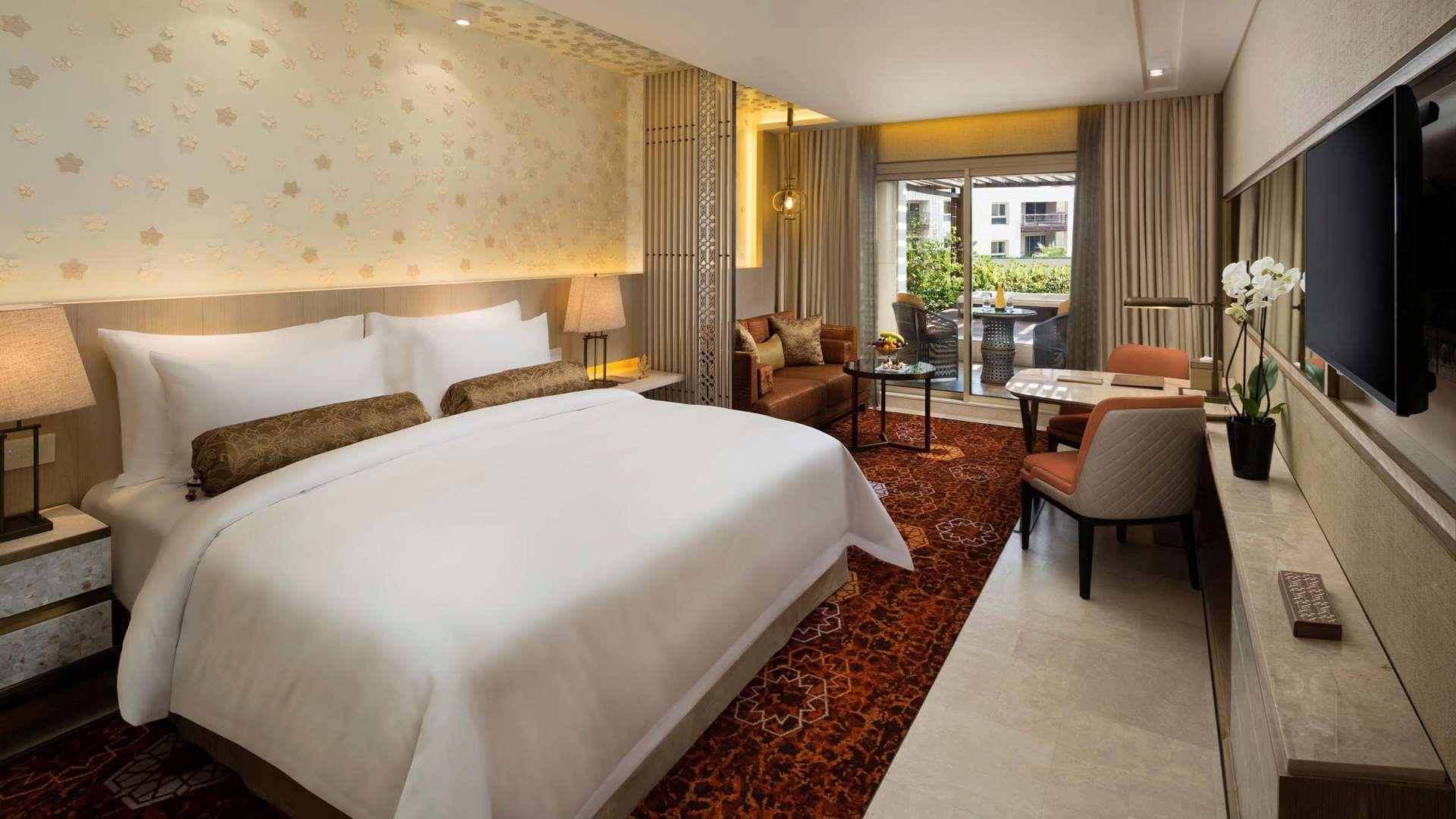 Room Deluxe with Jacuzzi