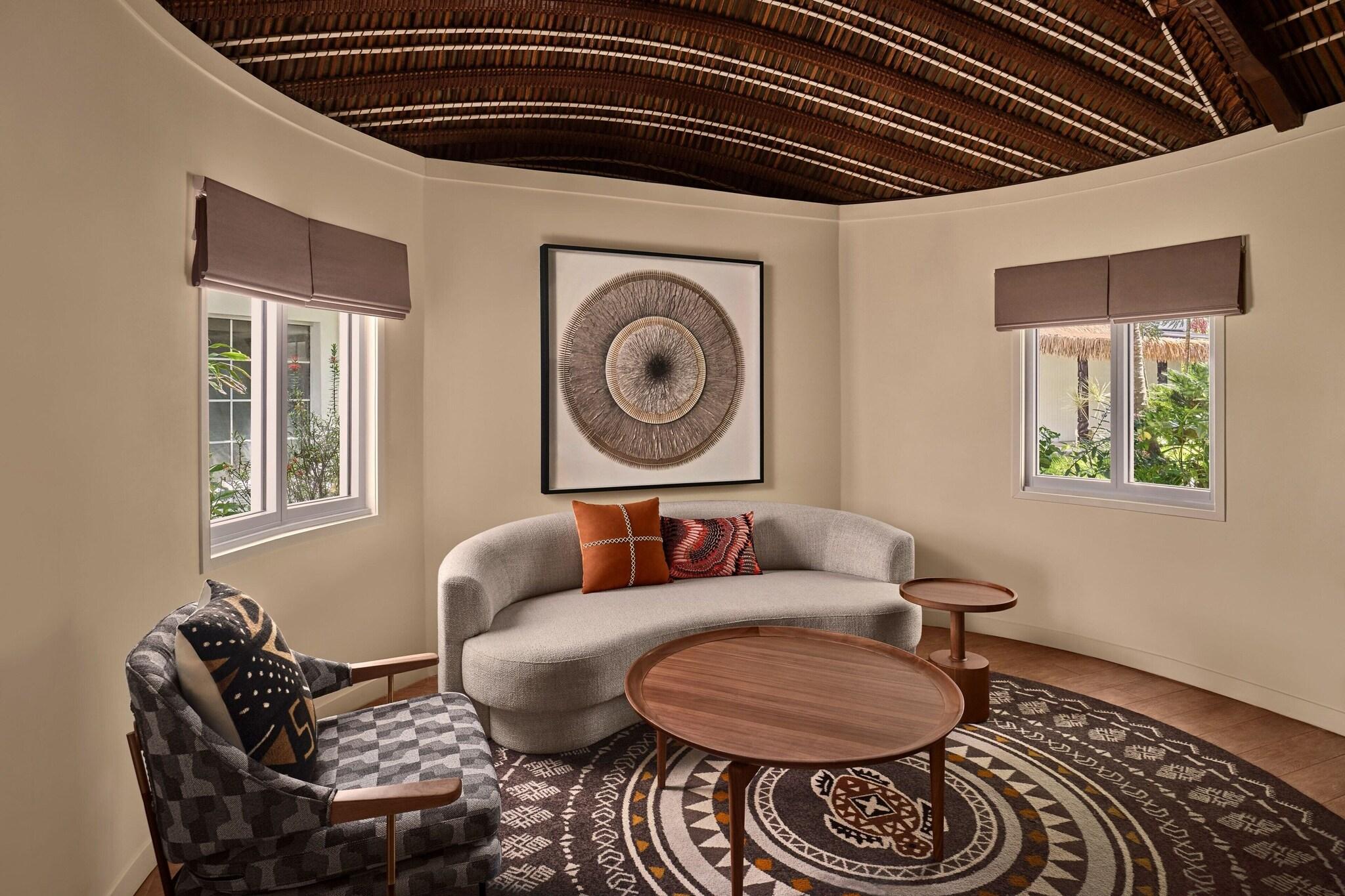 Bungalow Garden View King Bed