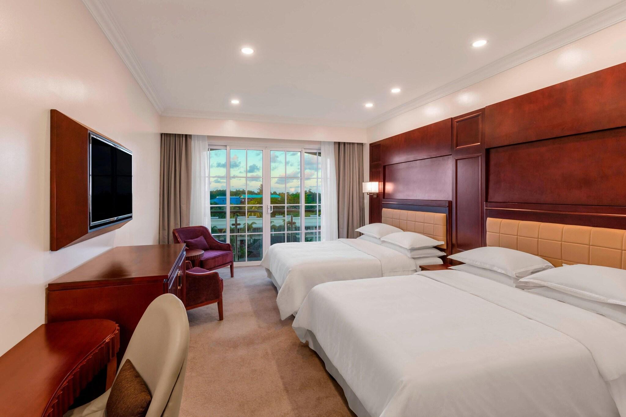 Double Two Queen Beds