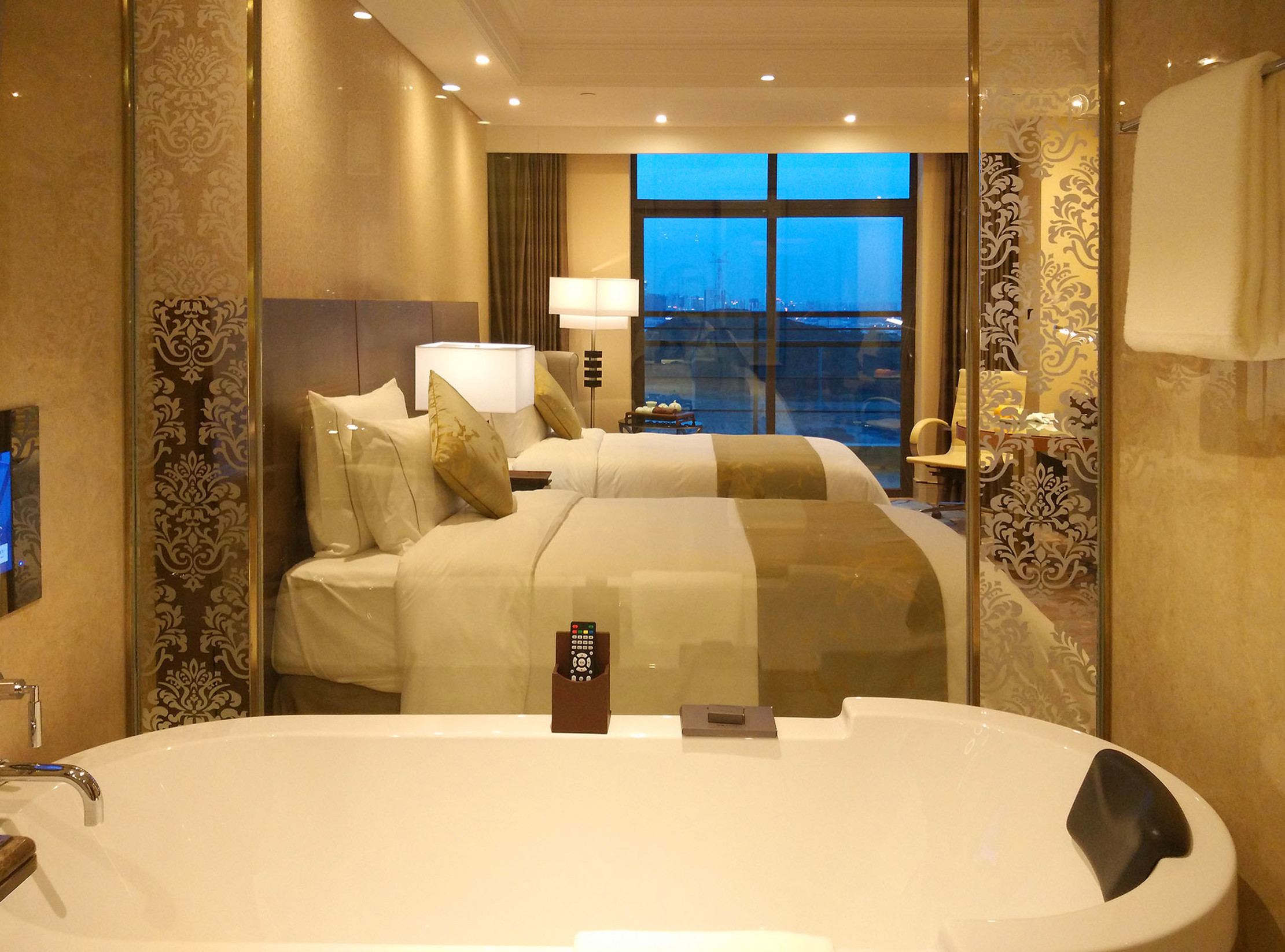 Twin Deluxe City View