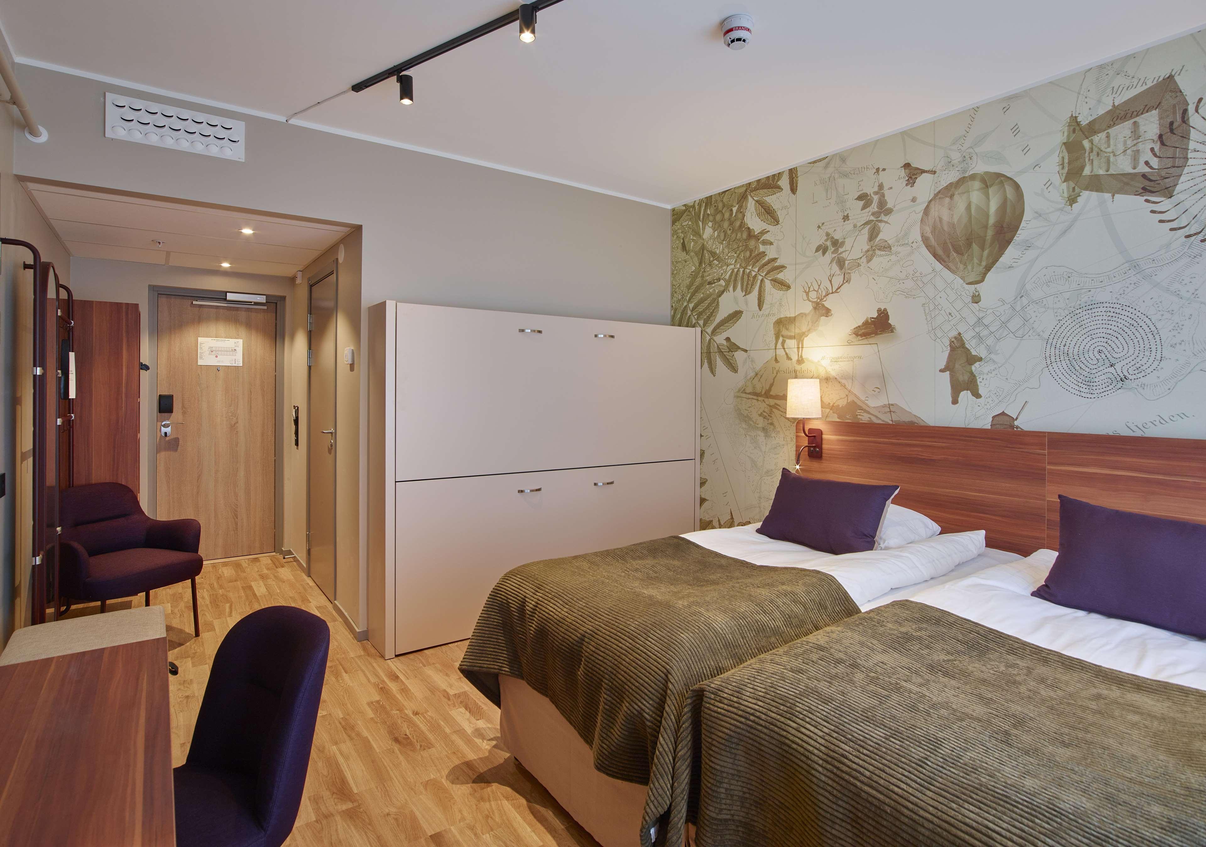 Family Room Capacity 3