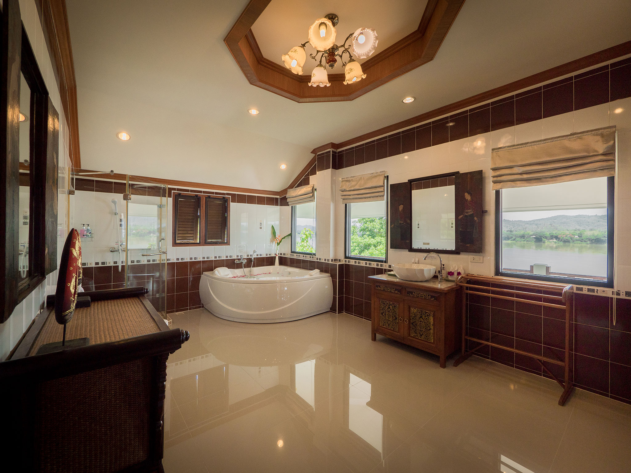 Suite Deluxe River View