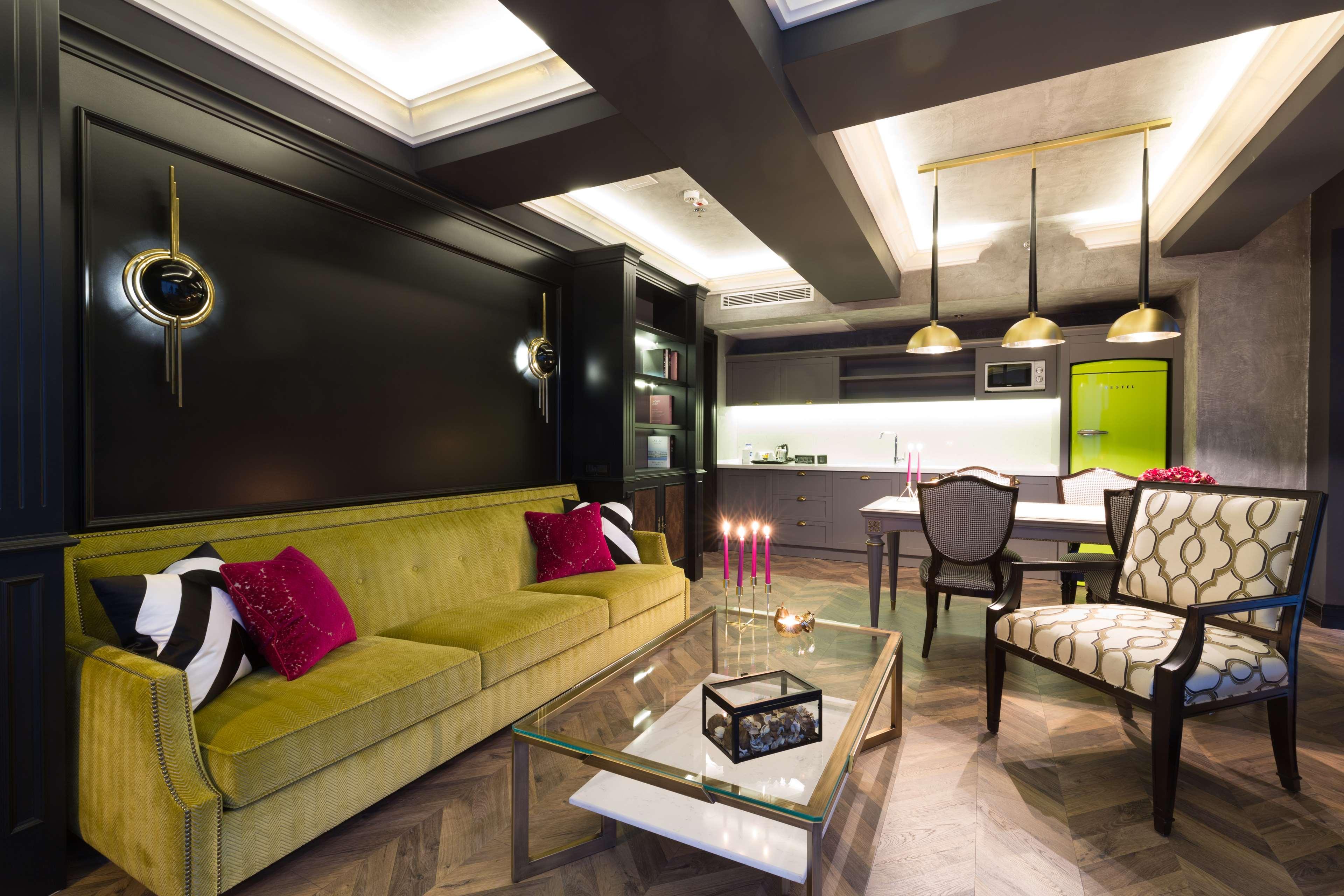 Suite King Bed One Bedroom 