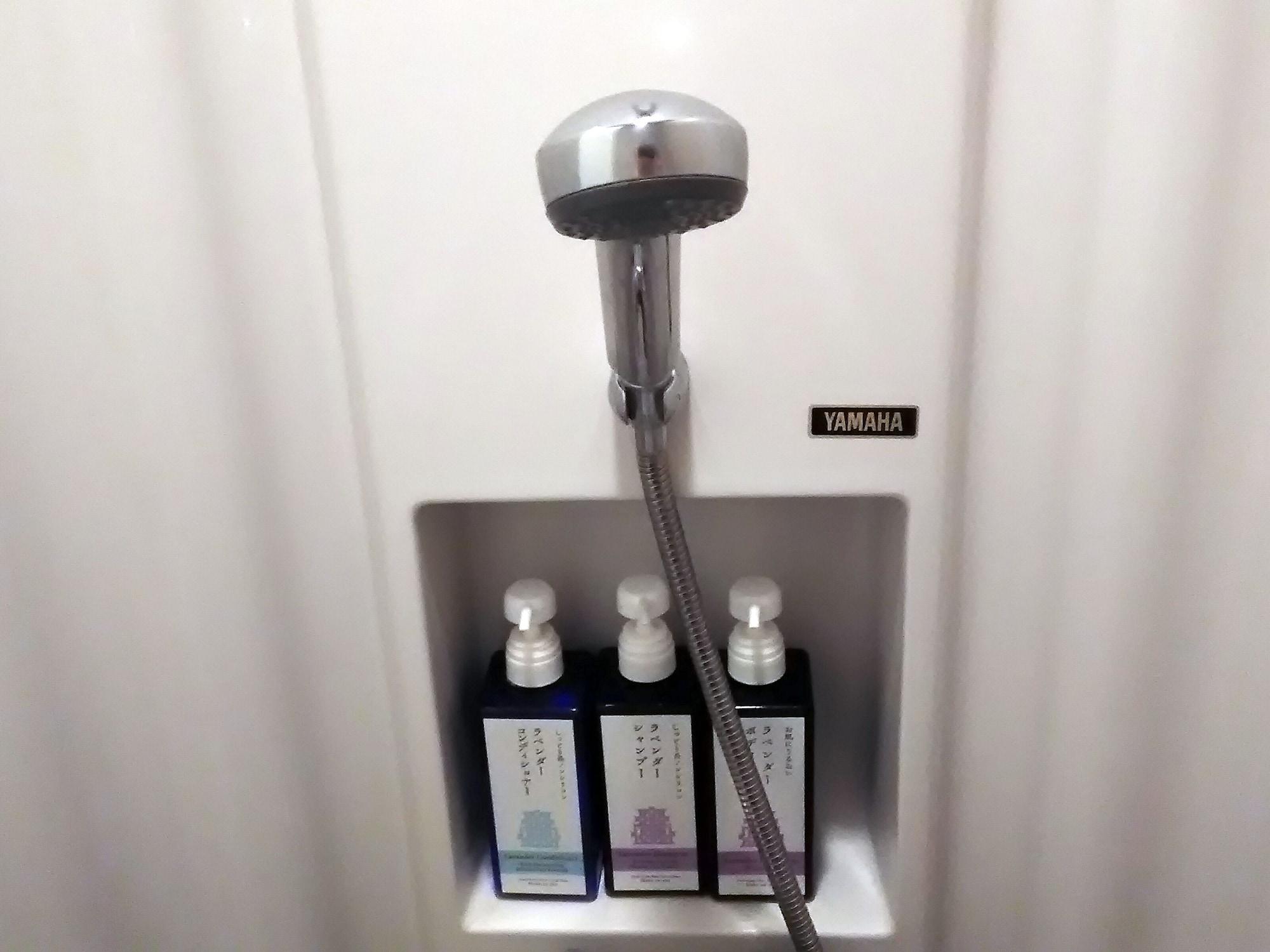 Twin Deluxe Two Beds