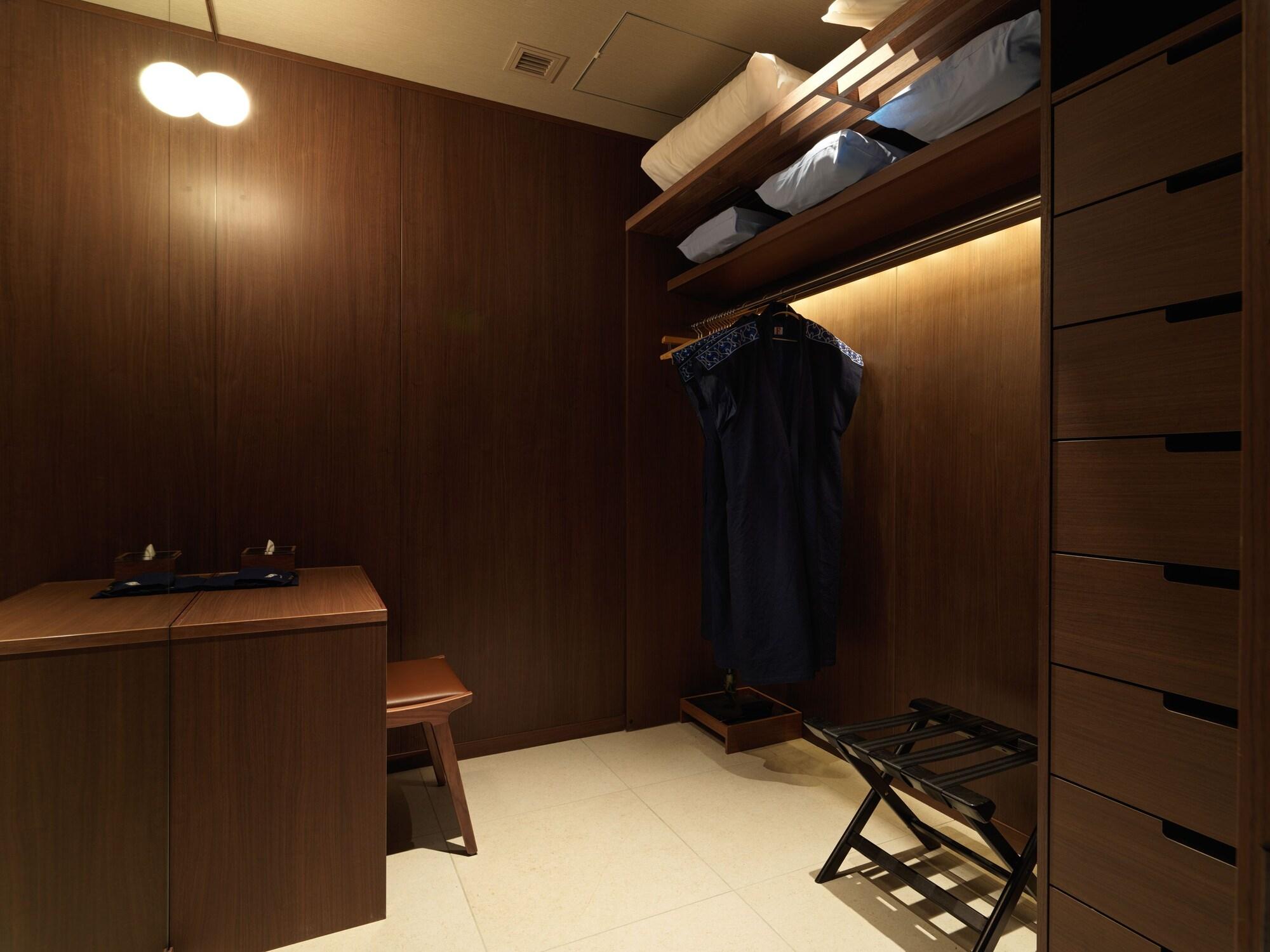 Villa Executive King Bed