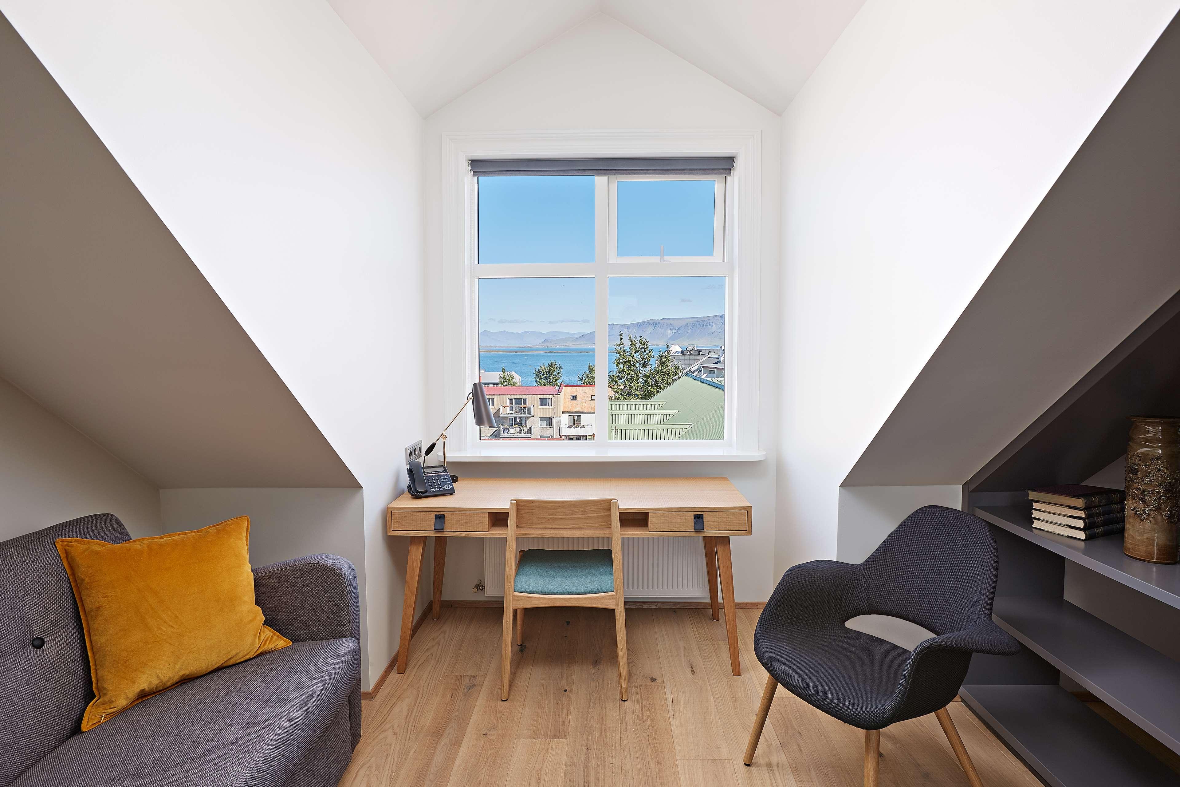 Junior Suite King Size Bed