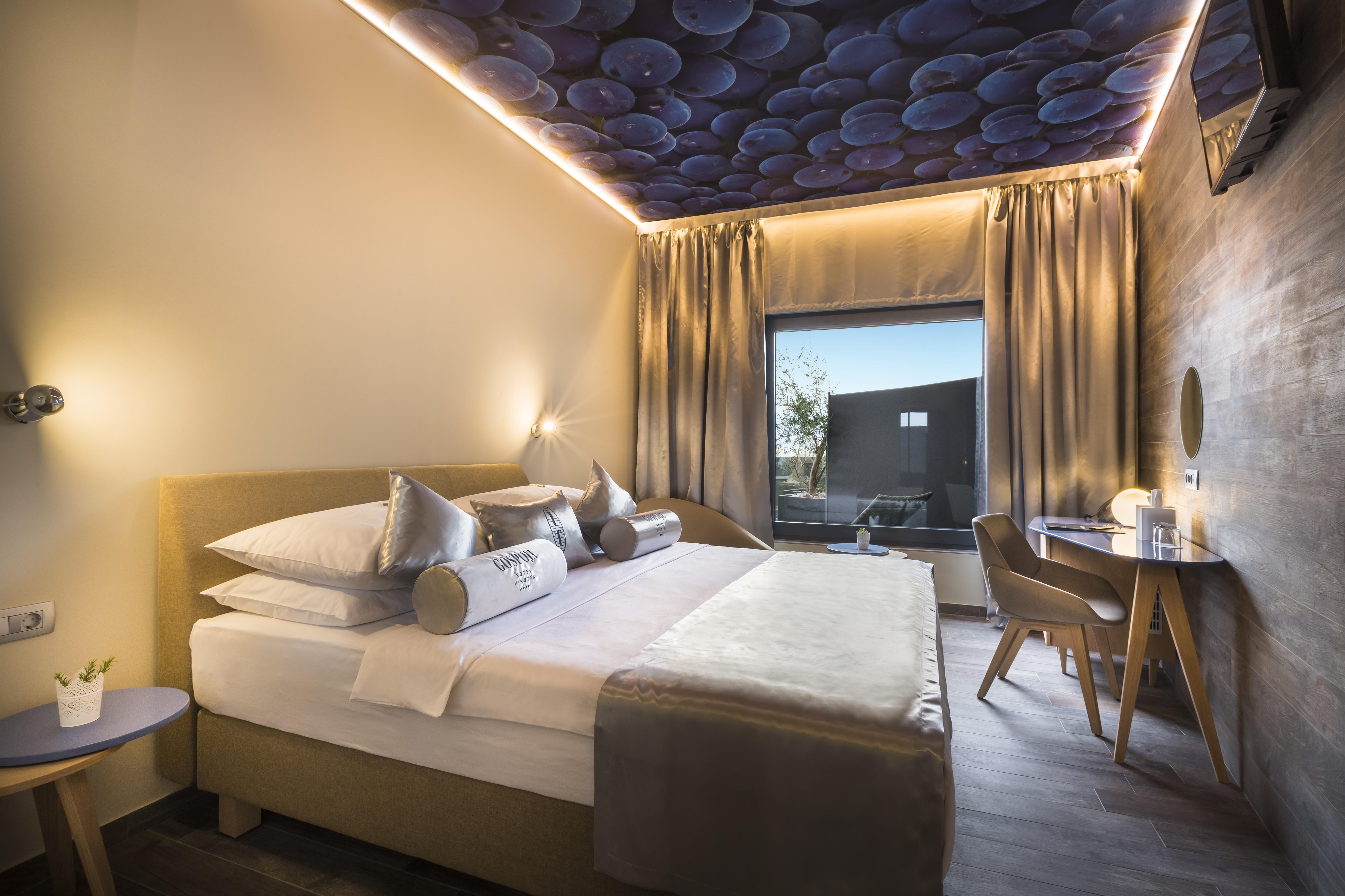 Family Room Superior