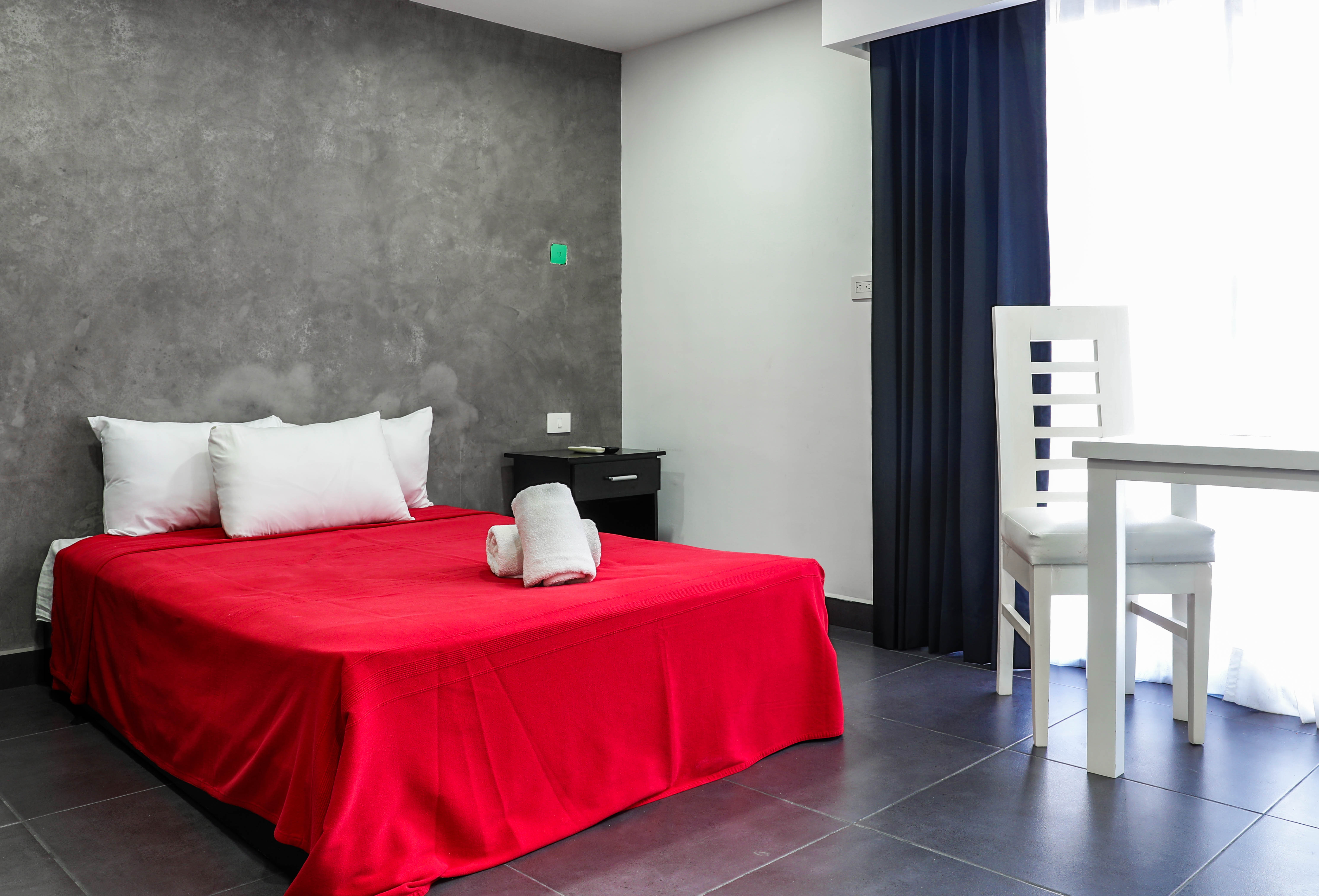 Double Deluxe King Bed