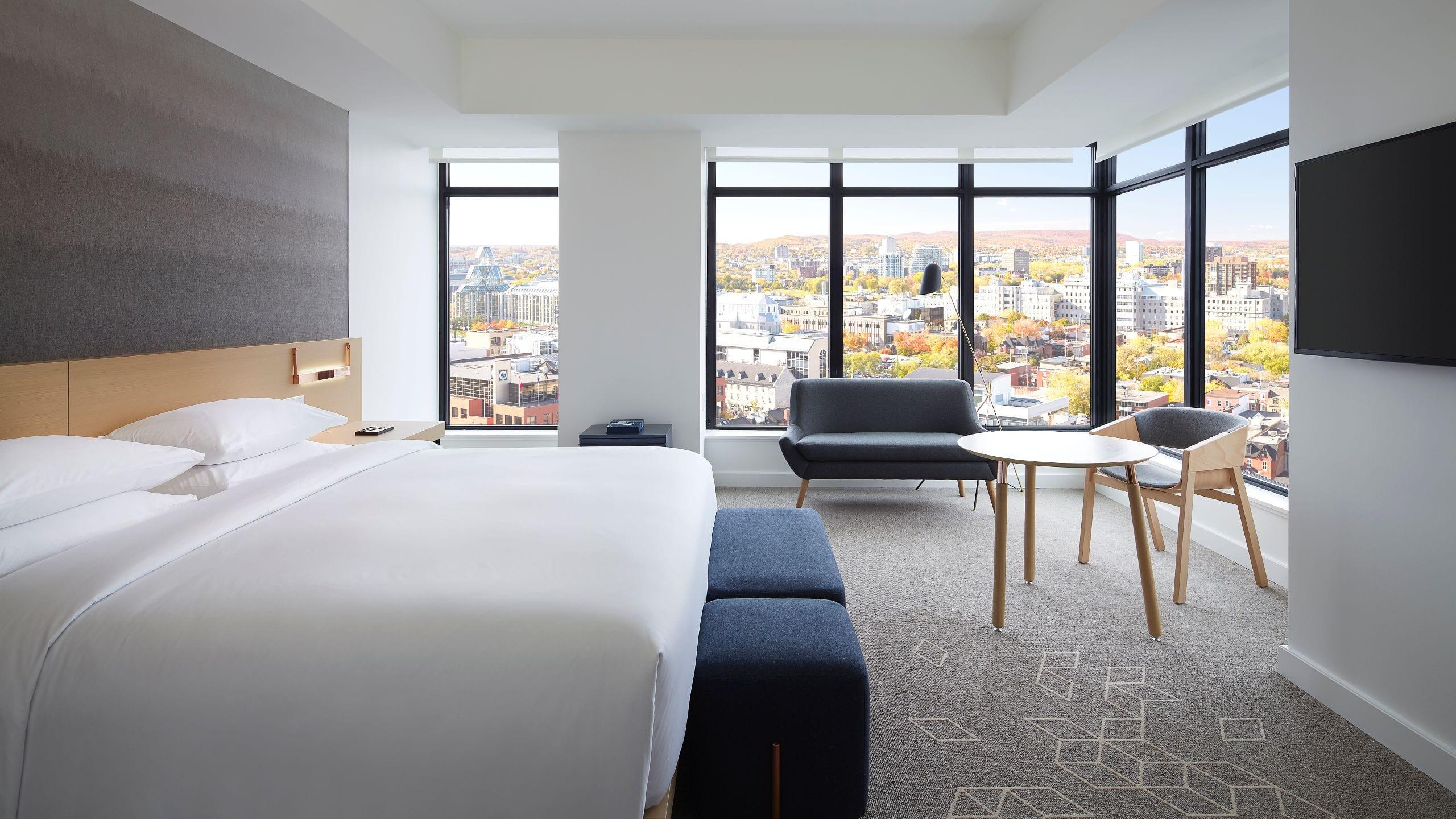 Double Deluxe King Bed