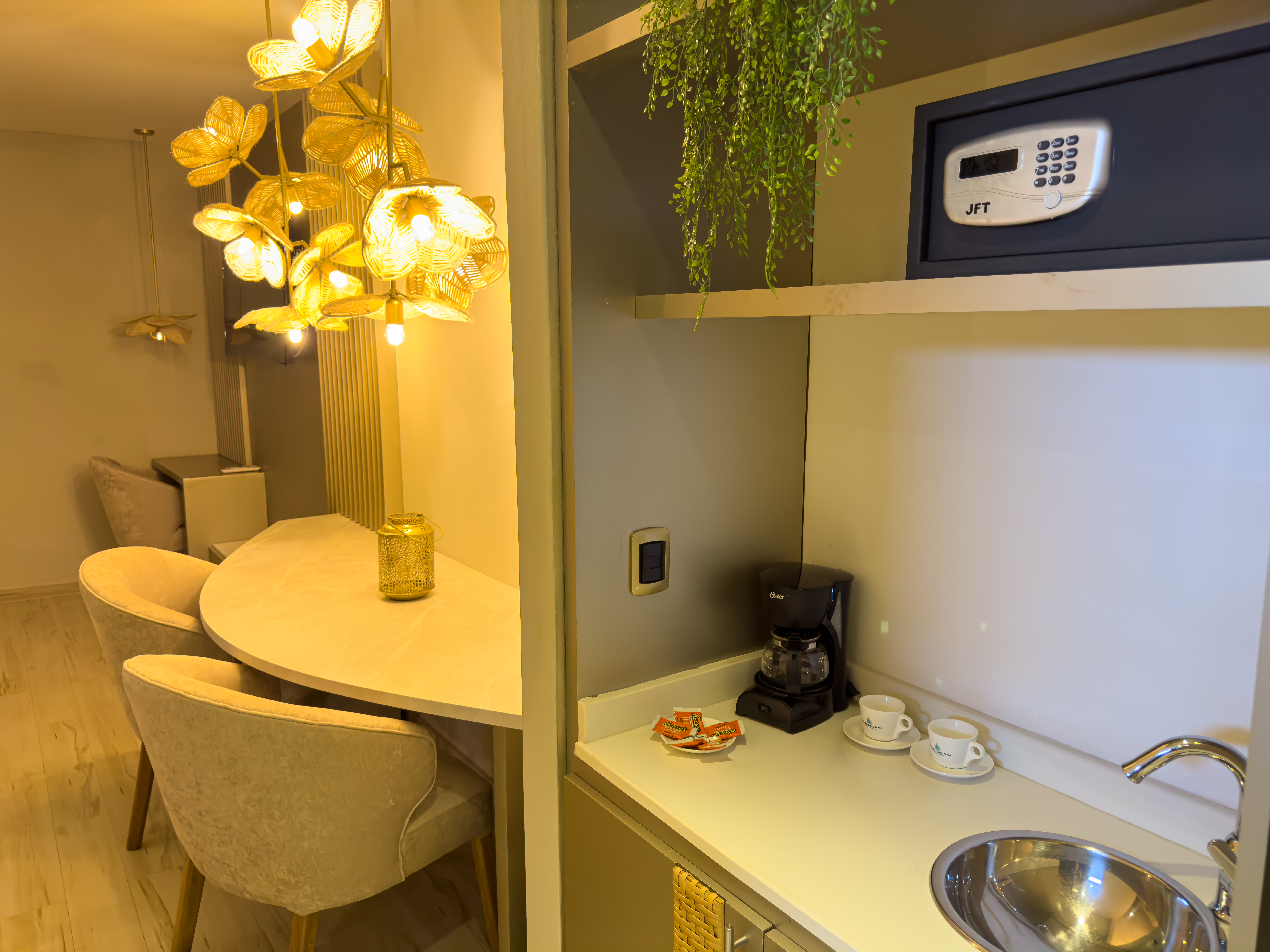 Junior Suite Capacity 1