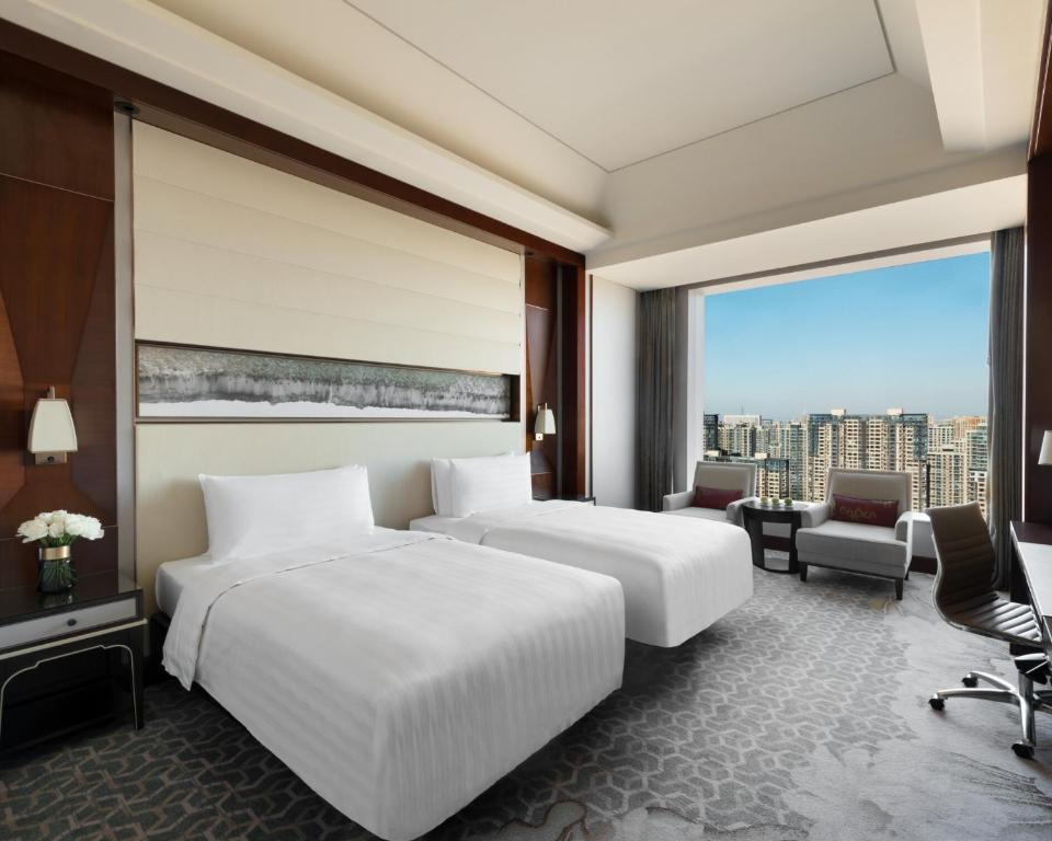 Twin Deluxe Garden View