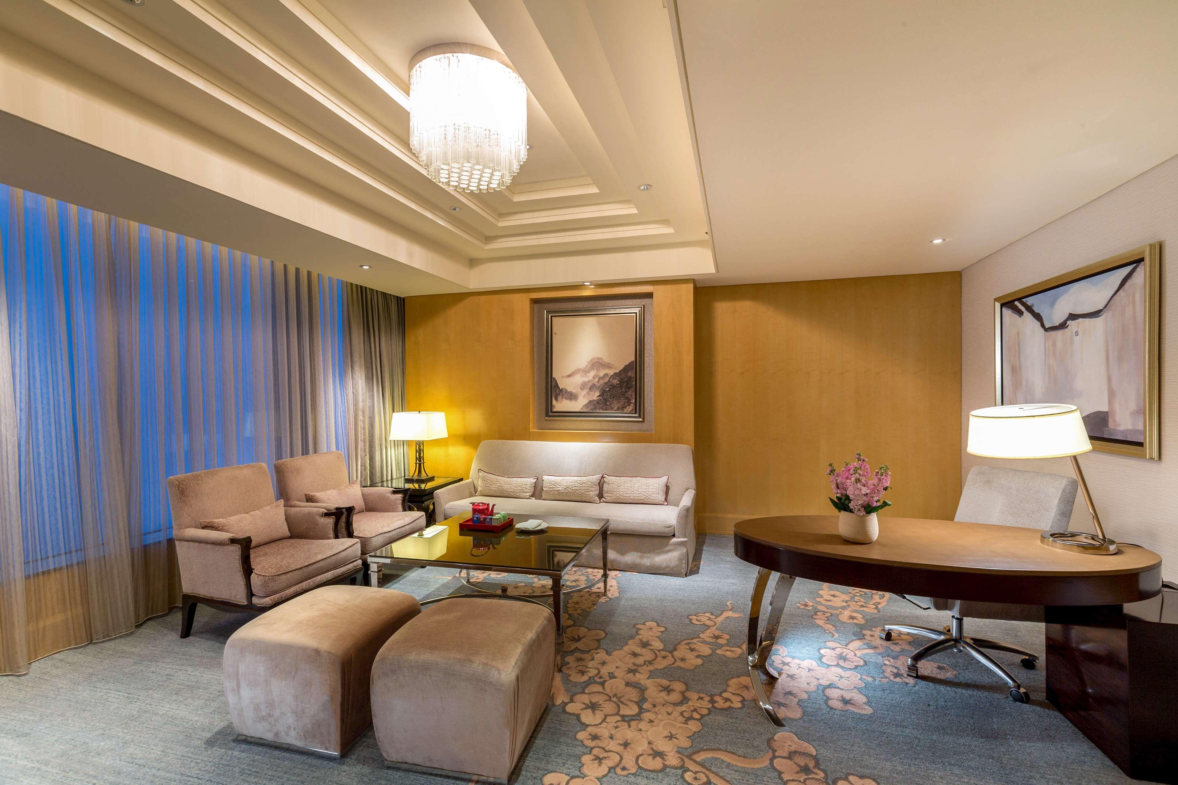 Suite Executive King Bed