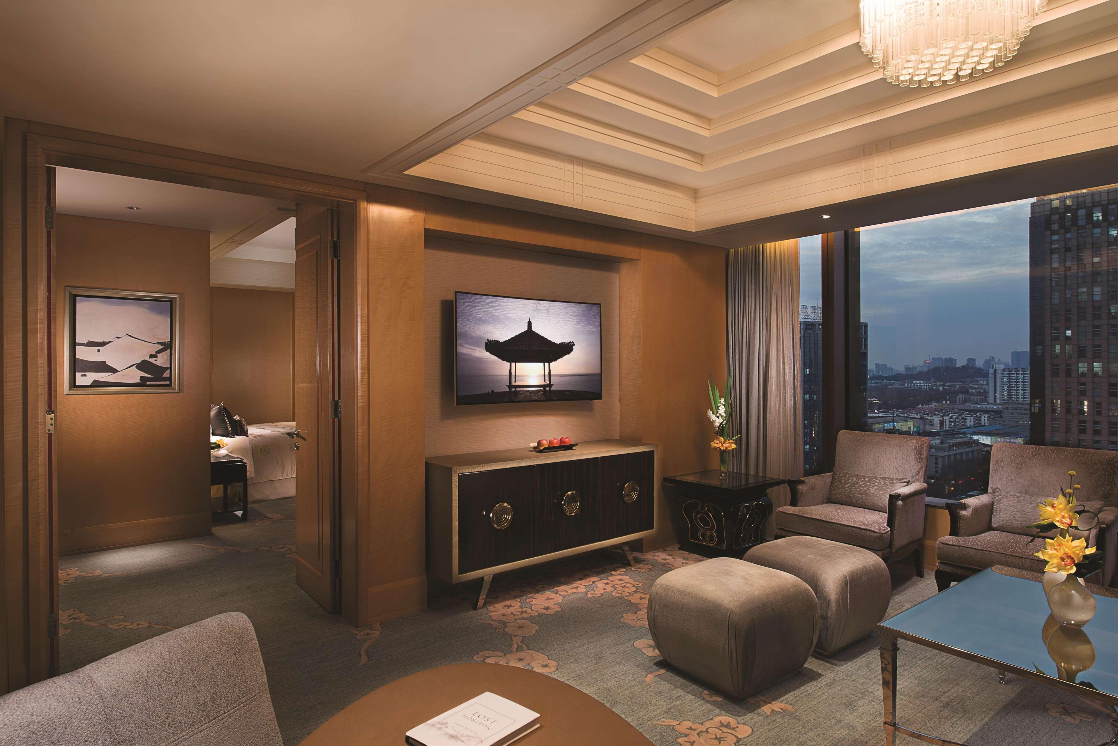 Suite Executive King Bed