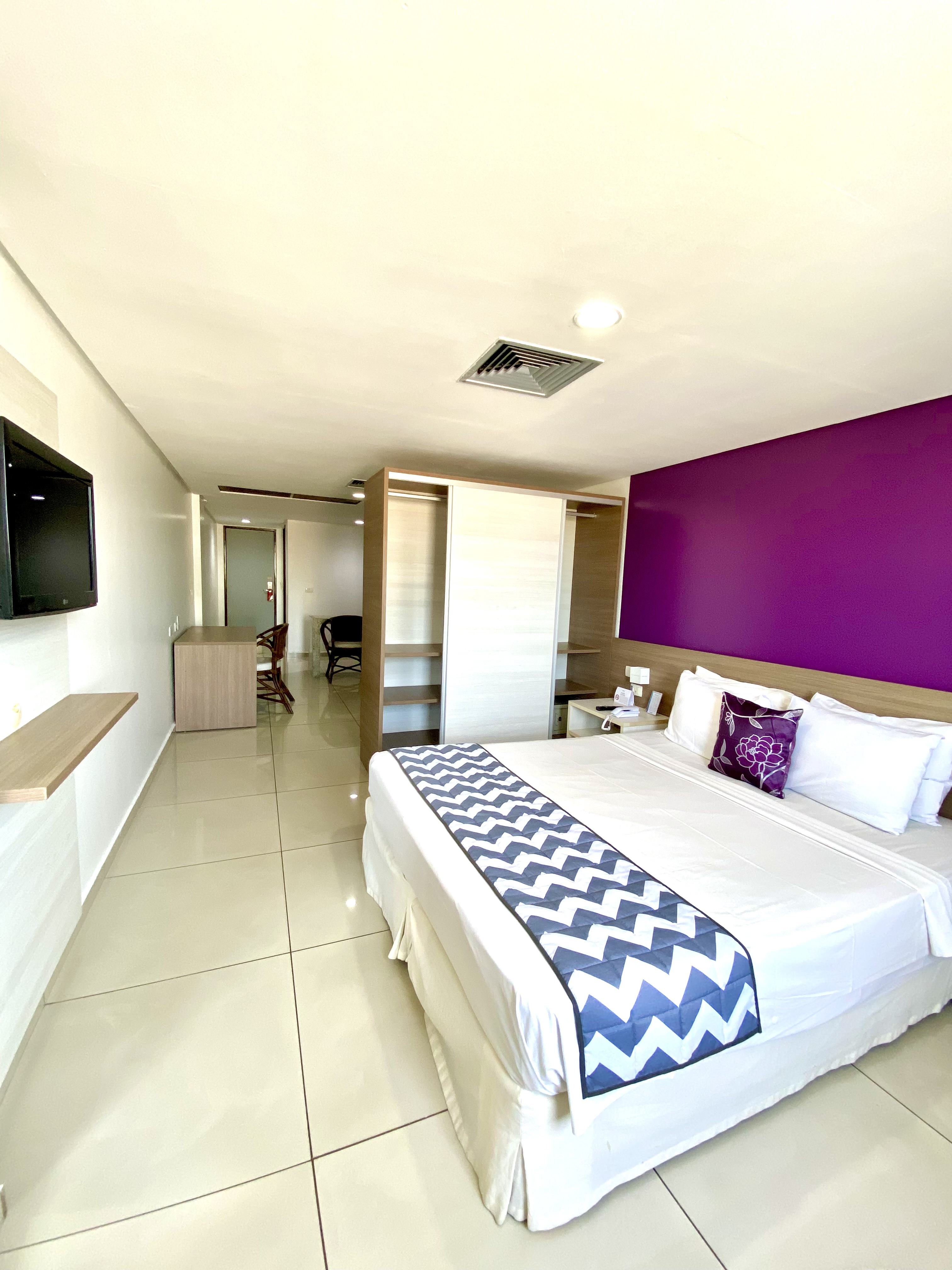 Double Superior Queen Bed