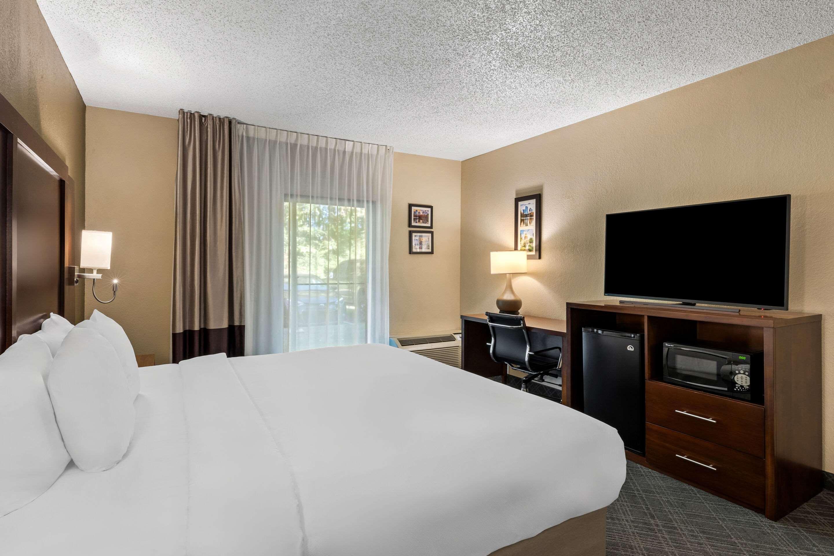 Double King Bed Non Smoking