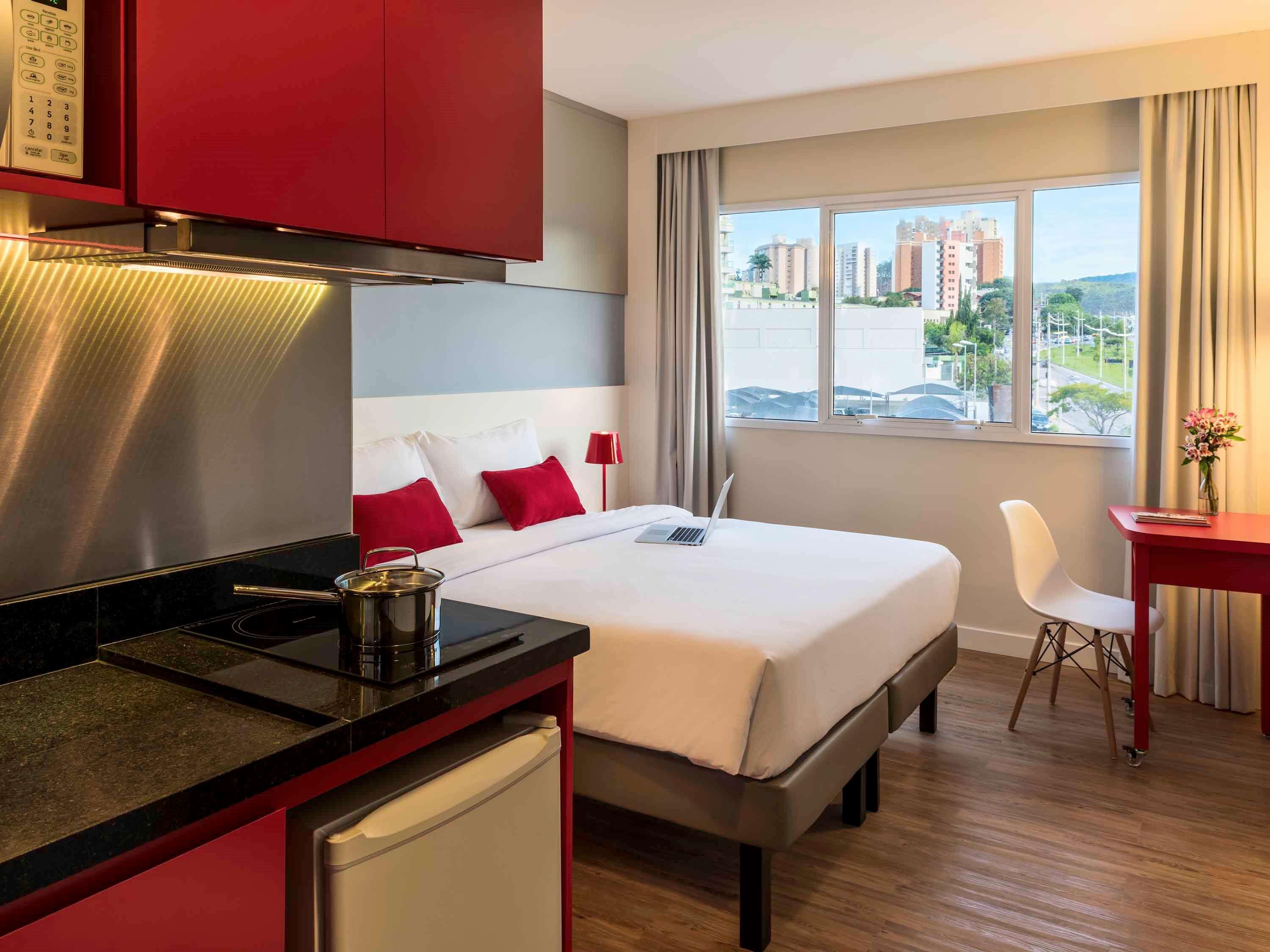 Apartment Queen Size Bed