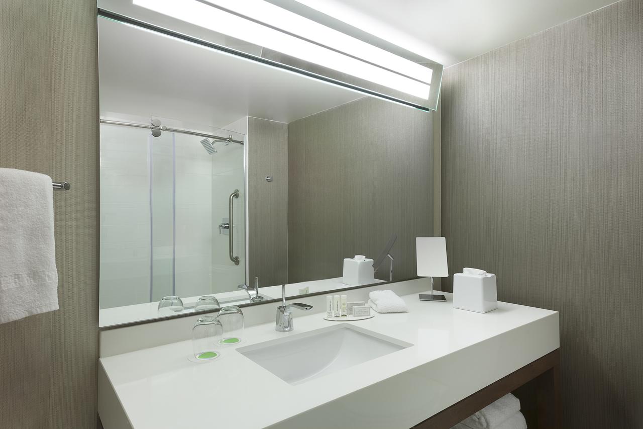 Studio King Size Bed