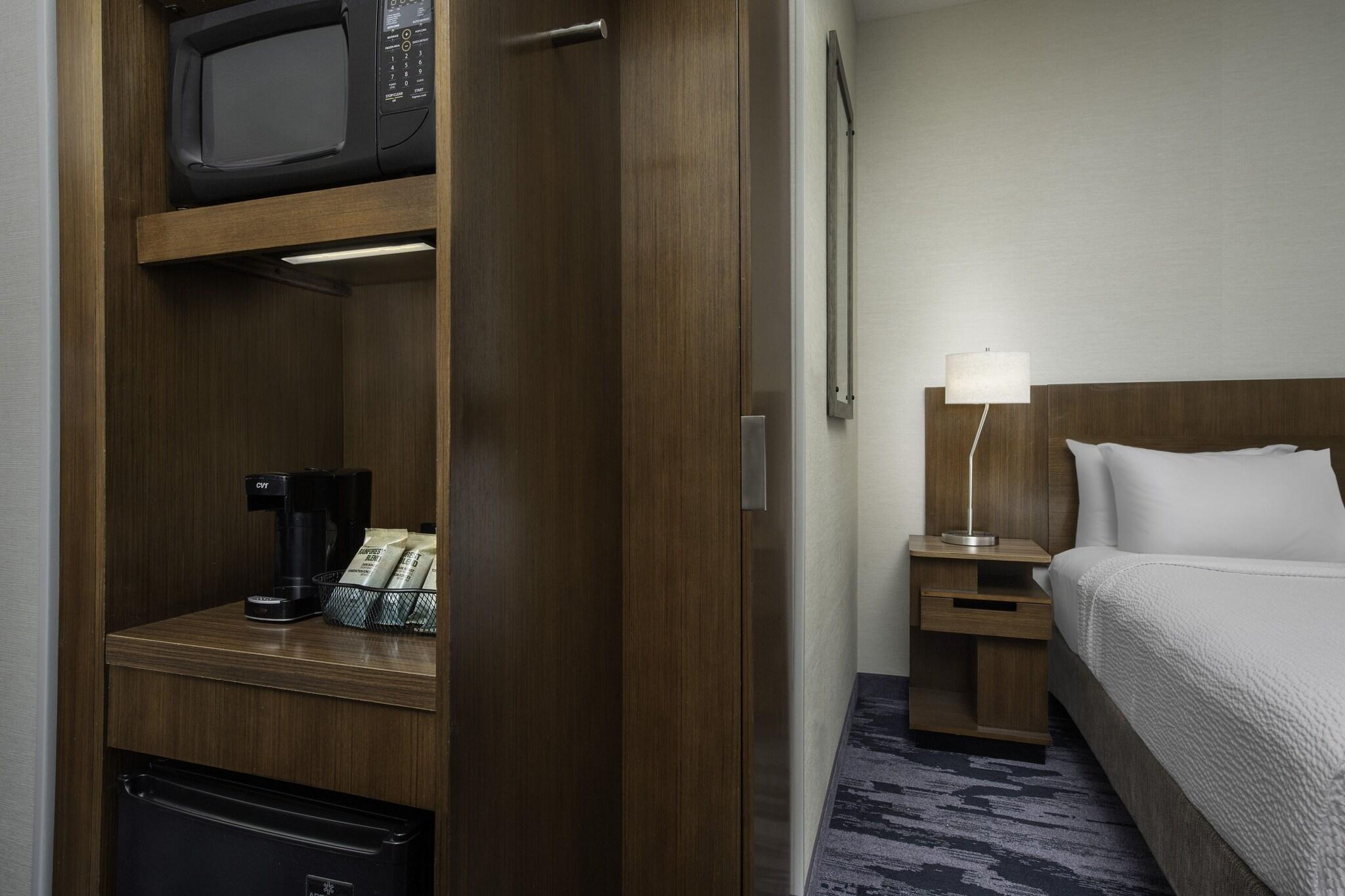 Quadruple Two Queen Beds