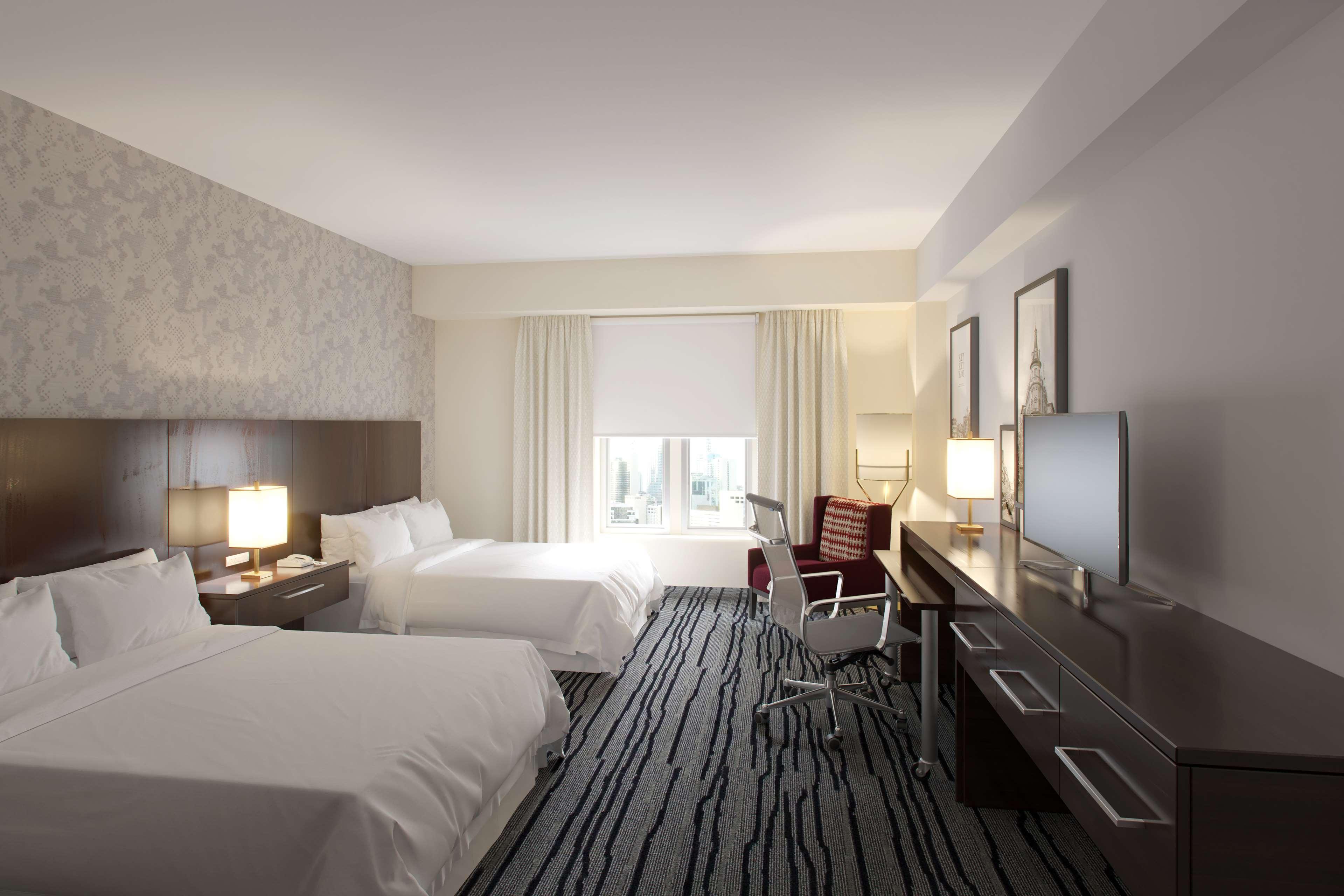 Twin Accessible-two Queen Beds