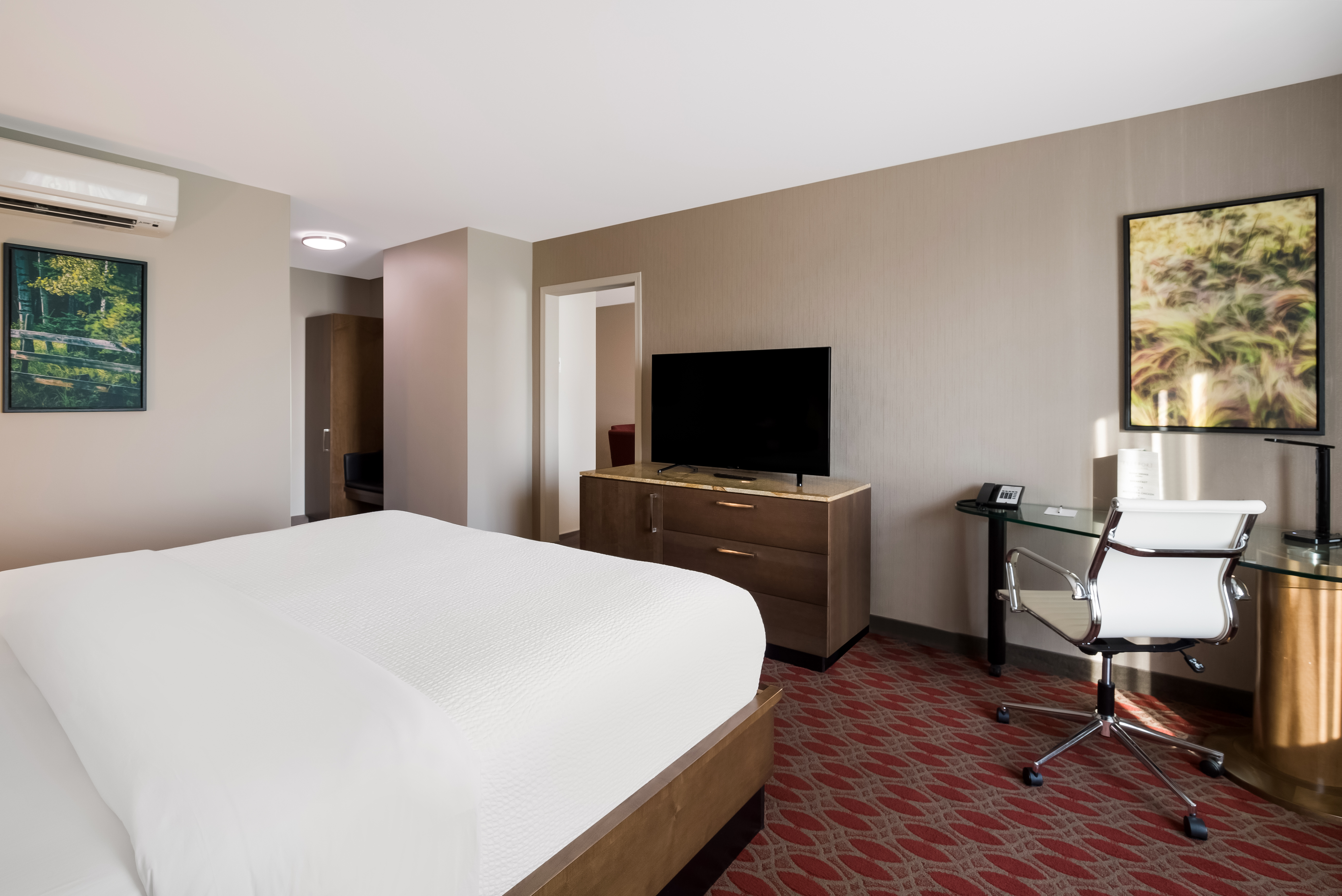 Junior Suite King Size Bed