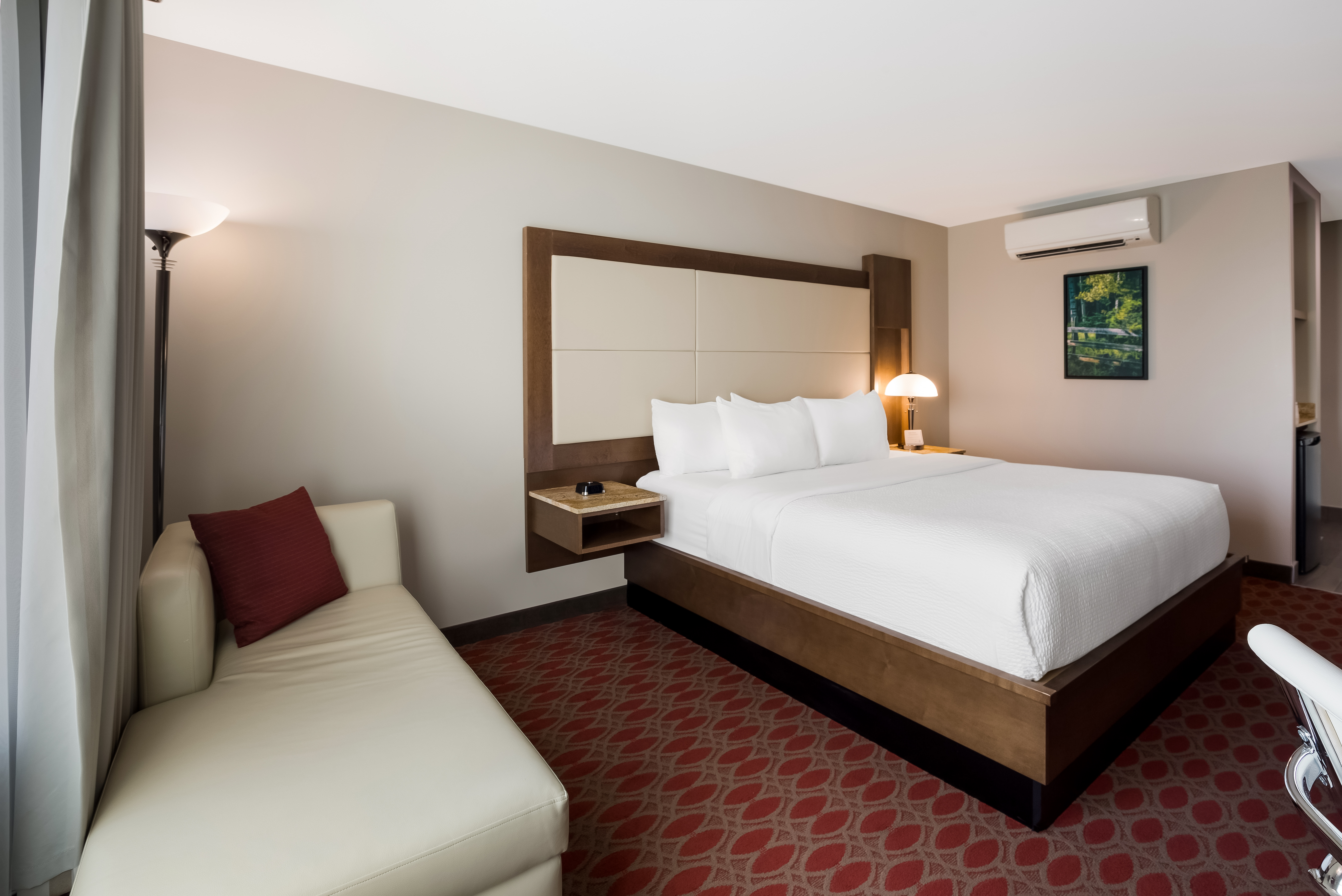 Junior Suite King Size Bed