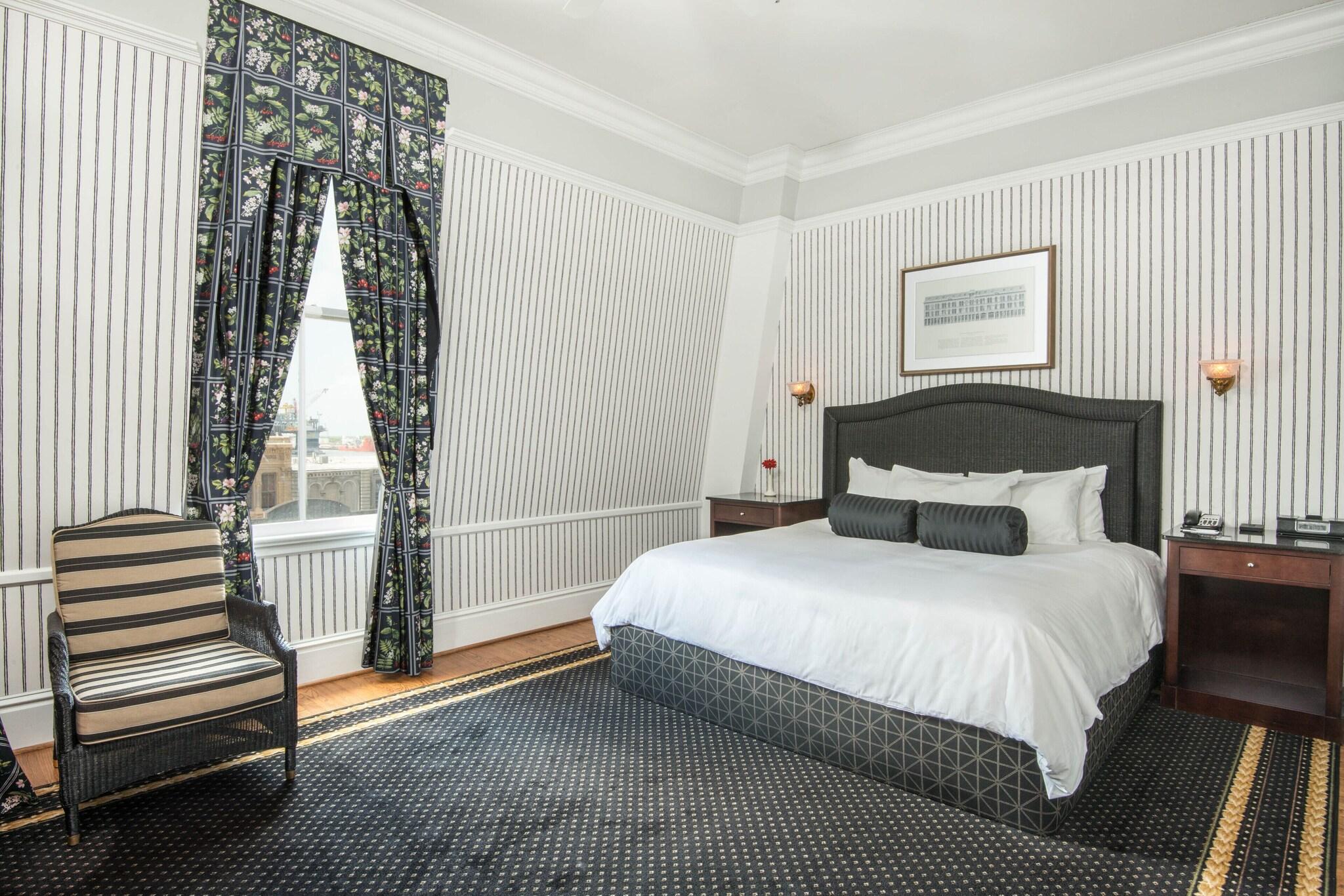 Double Deluxe King Bed