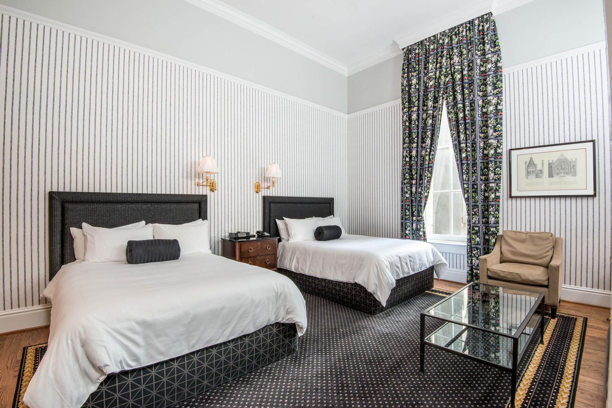 Double Deluxe Two Queen Beds