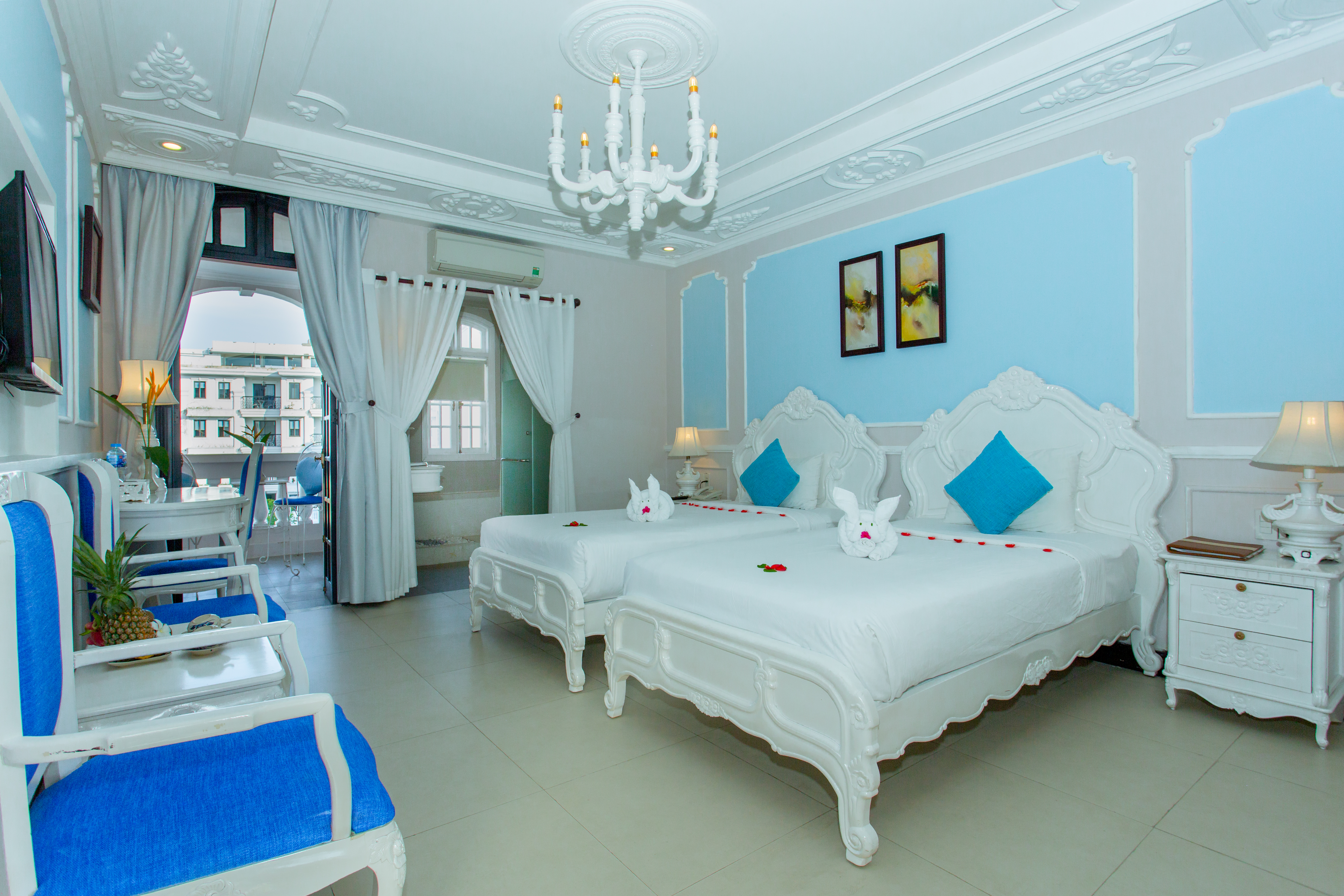 Double or Twin Deluxe