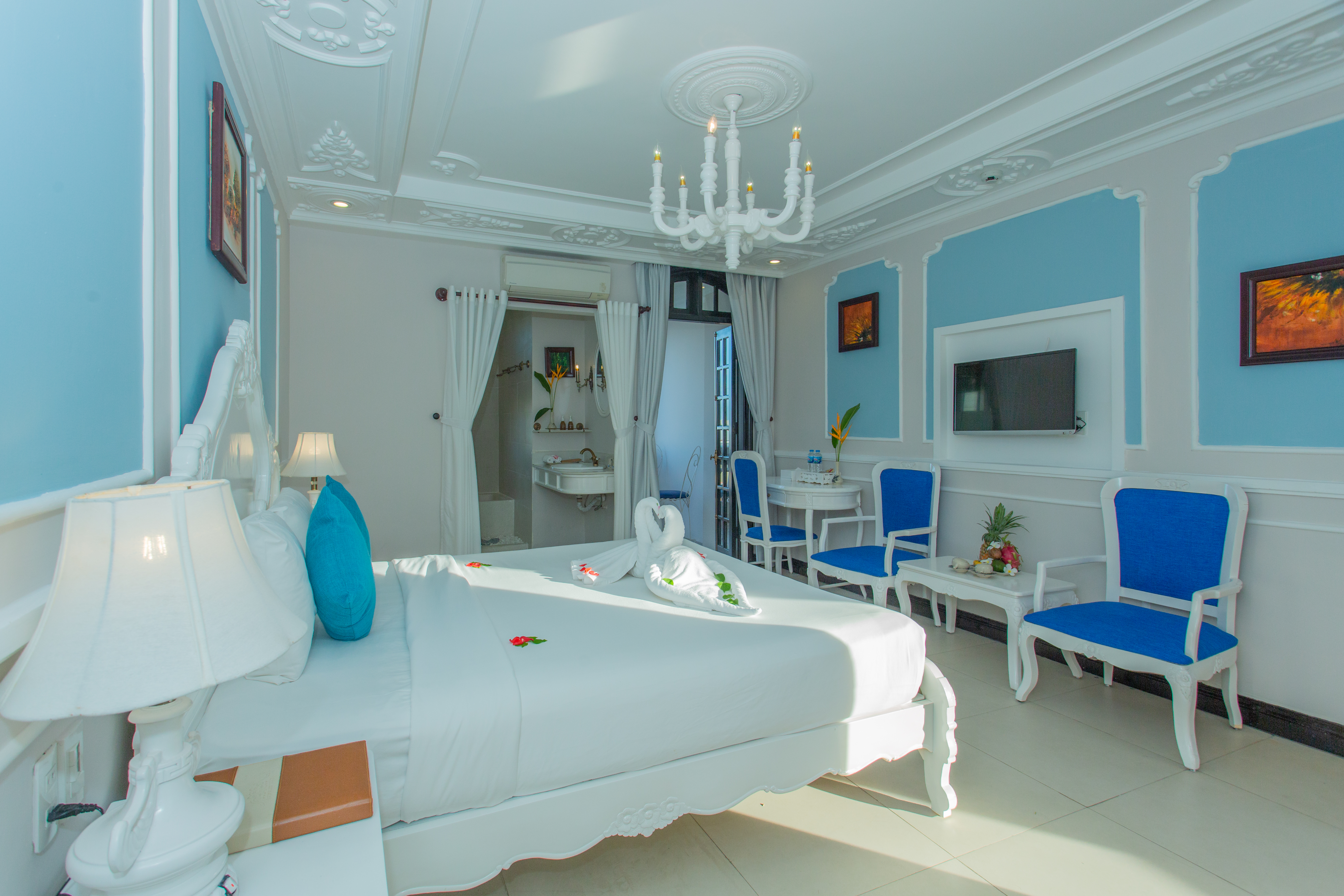 Double or Twin Deluxe