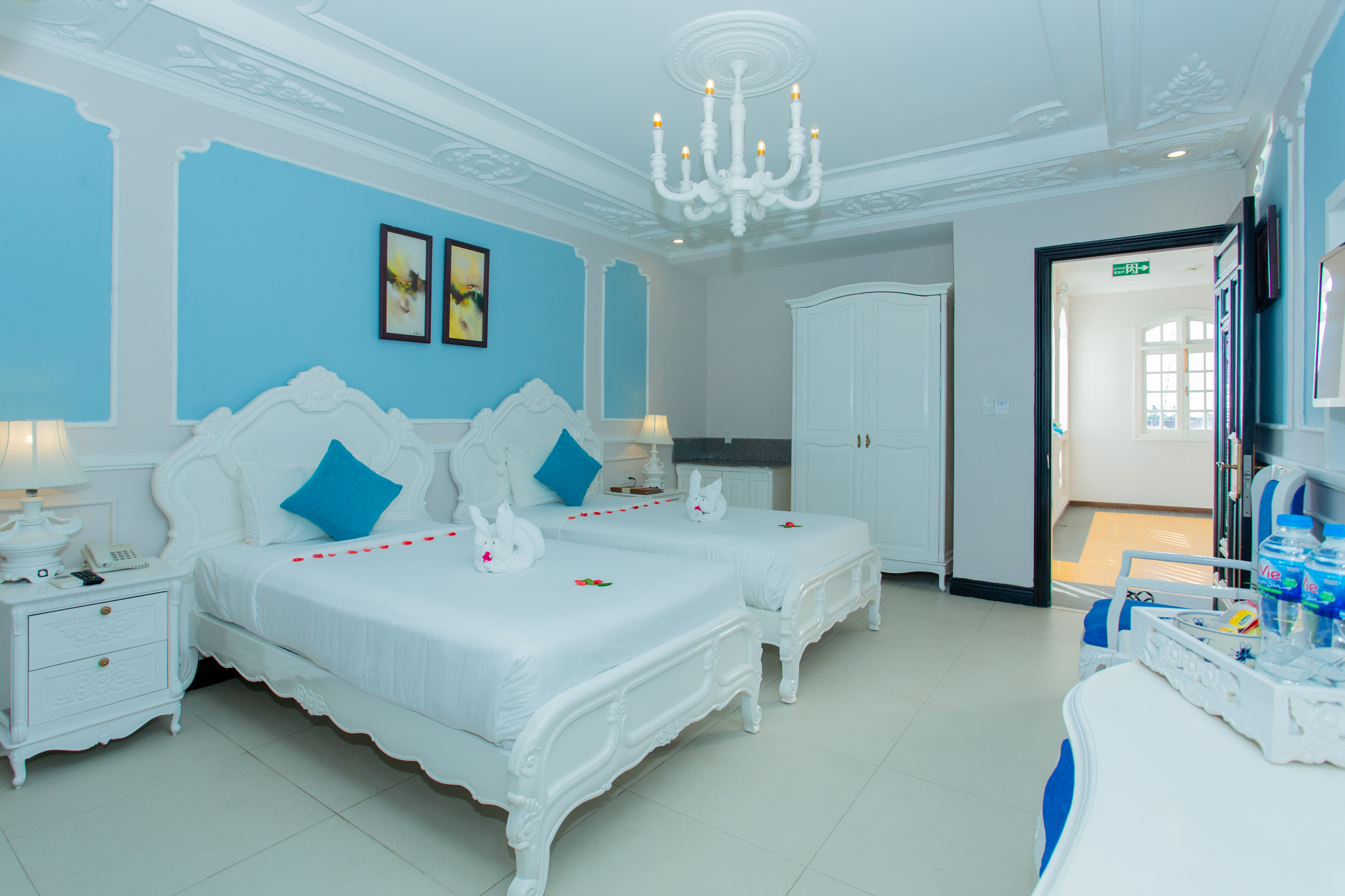 Double or Twin Deluxe