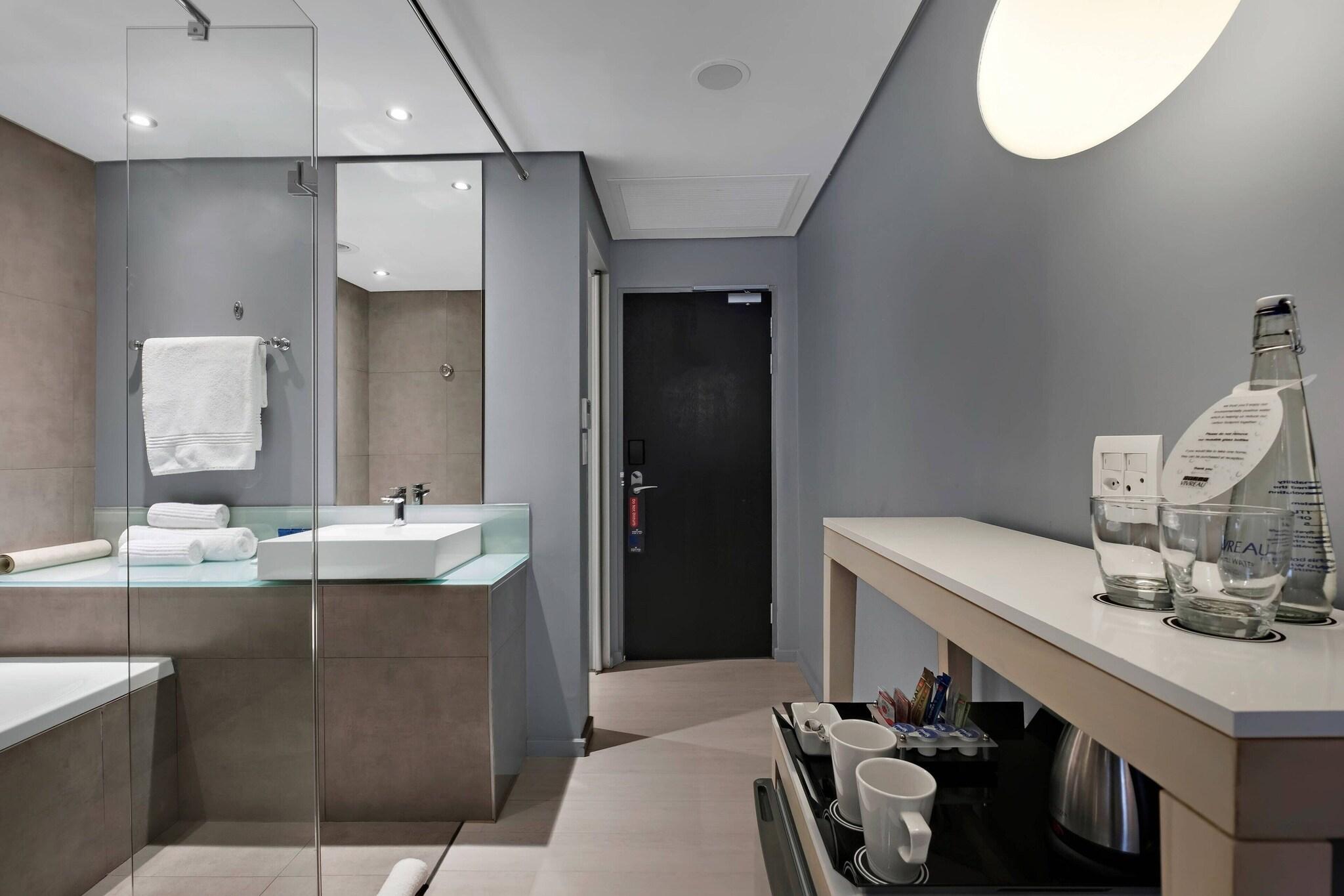 Double King Size Bed