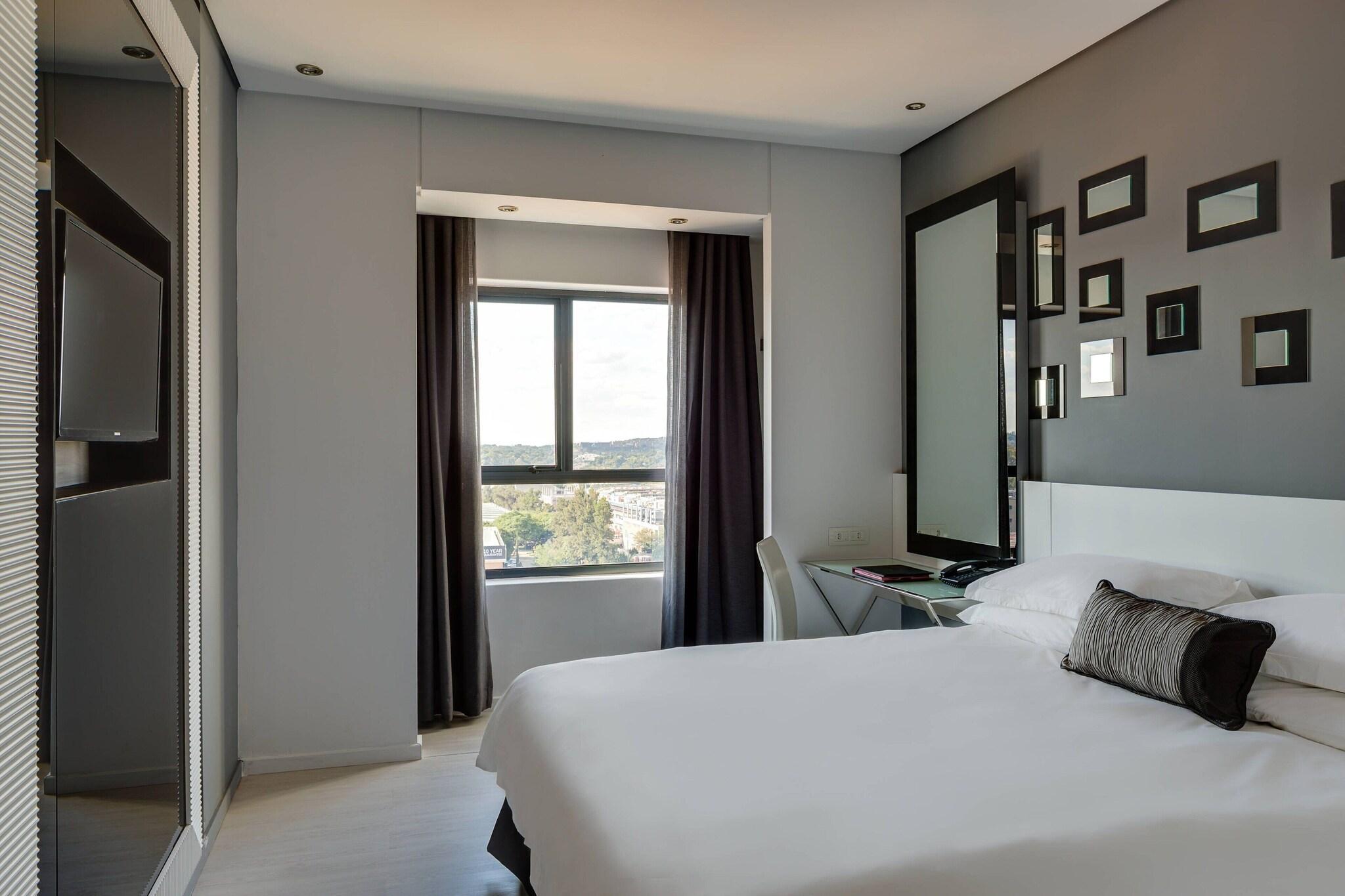 Double King Size Bed