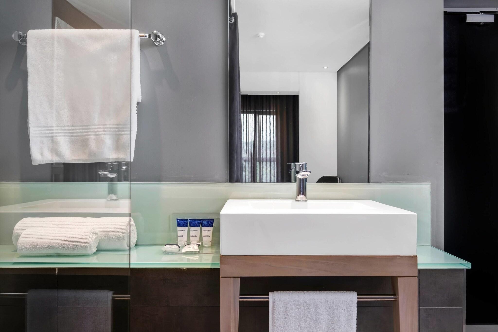 Suite Executive King Bed