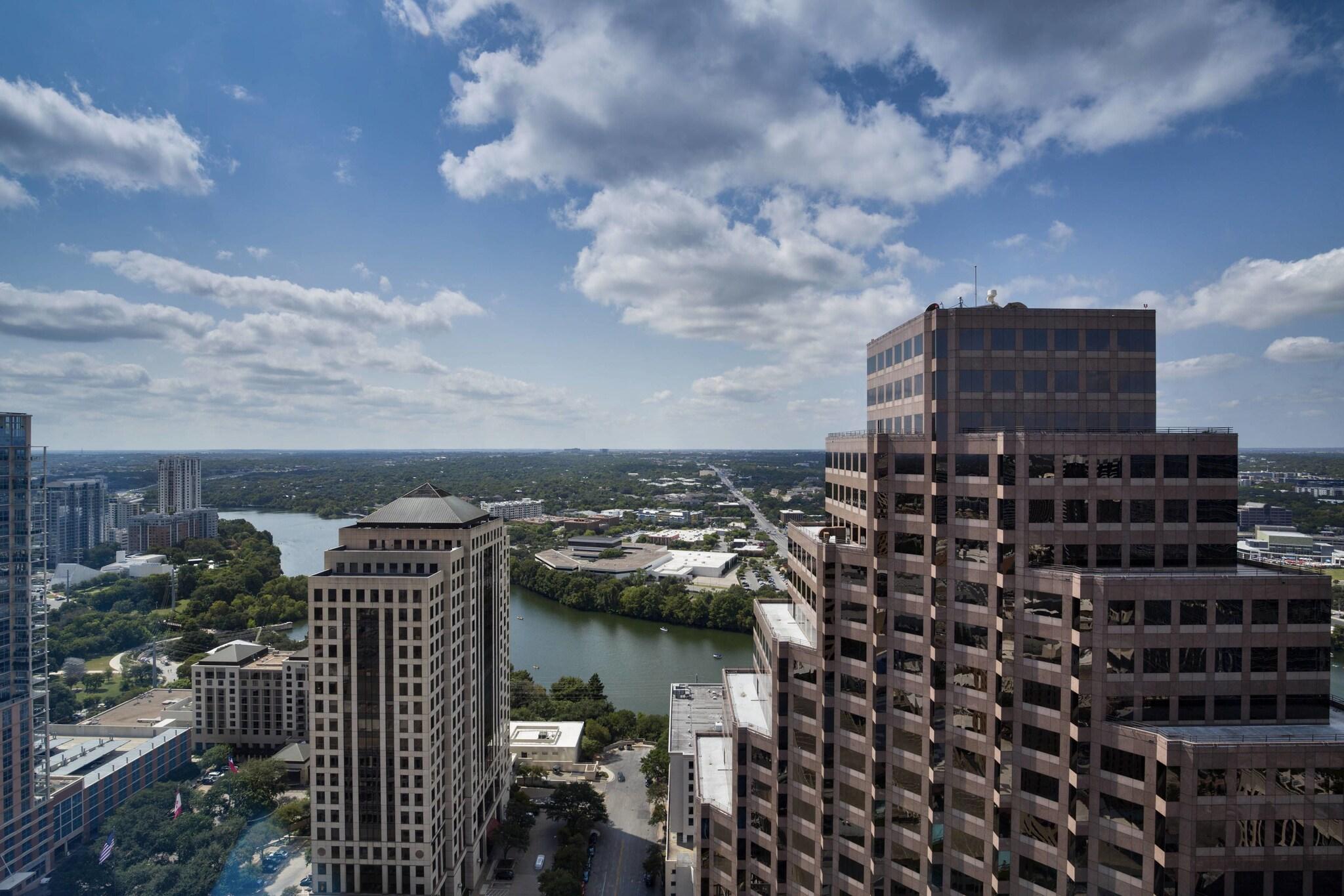 Double City View King Bed