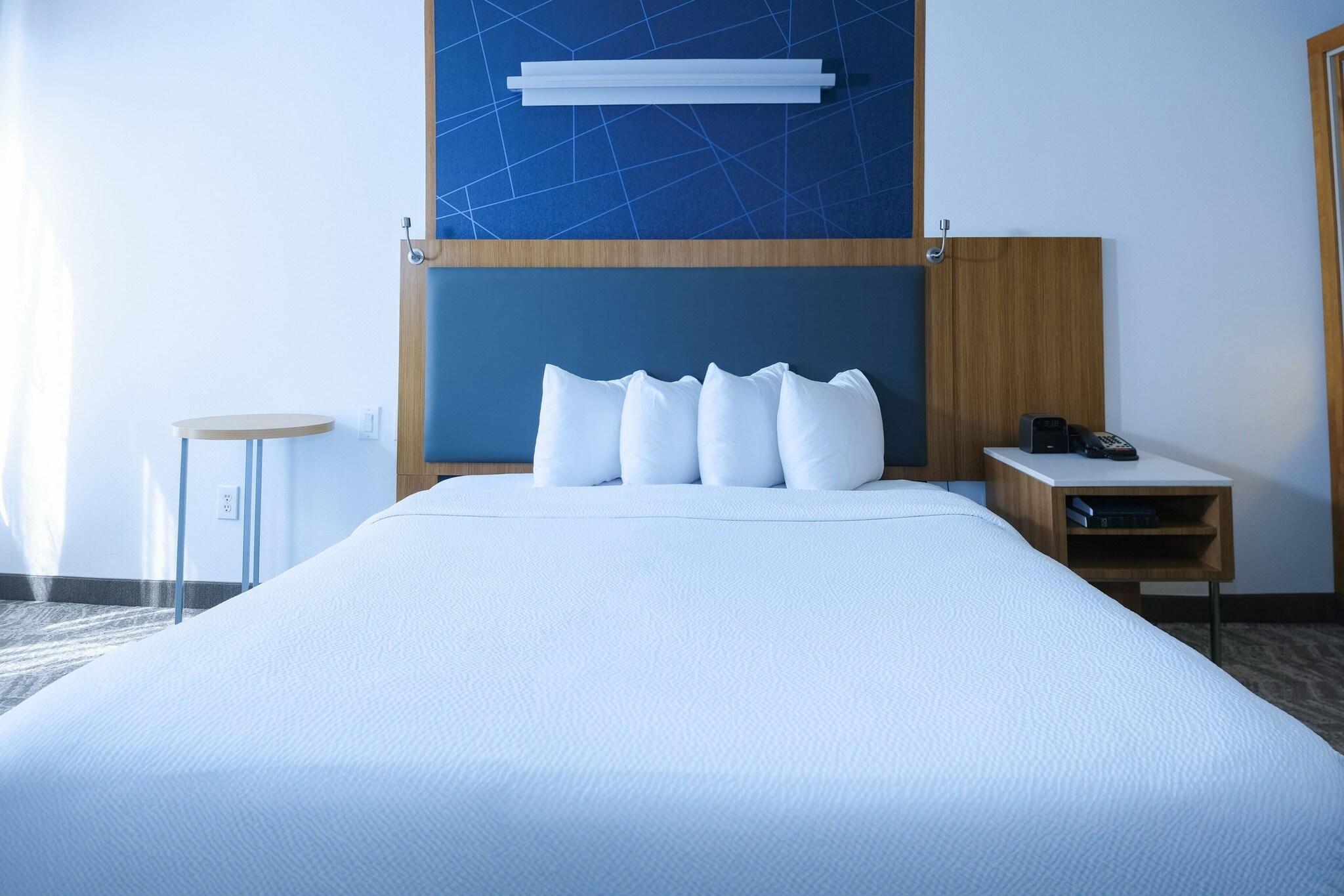 Suite Two Queen Beds