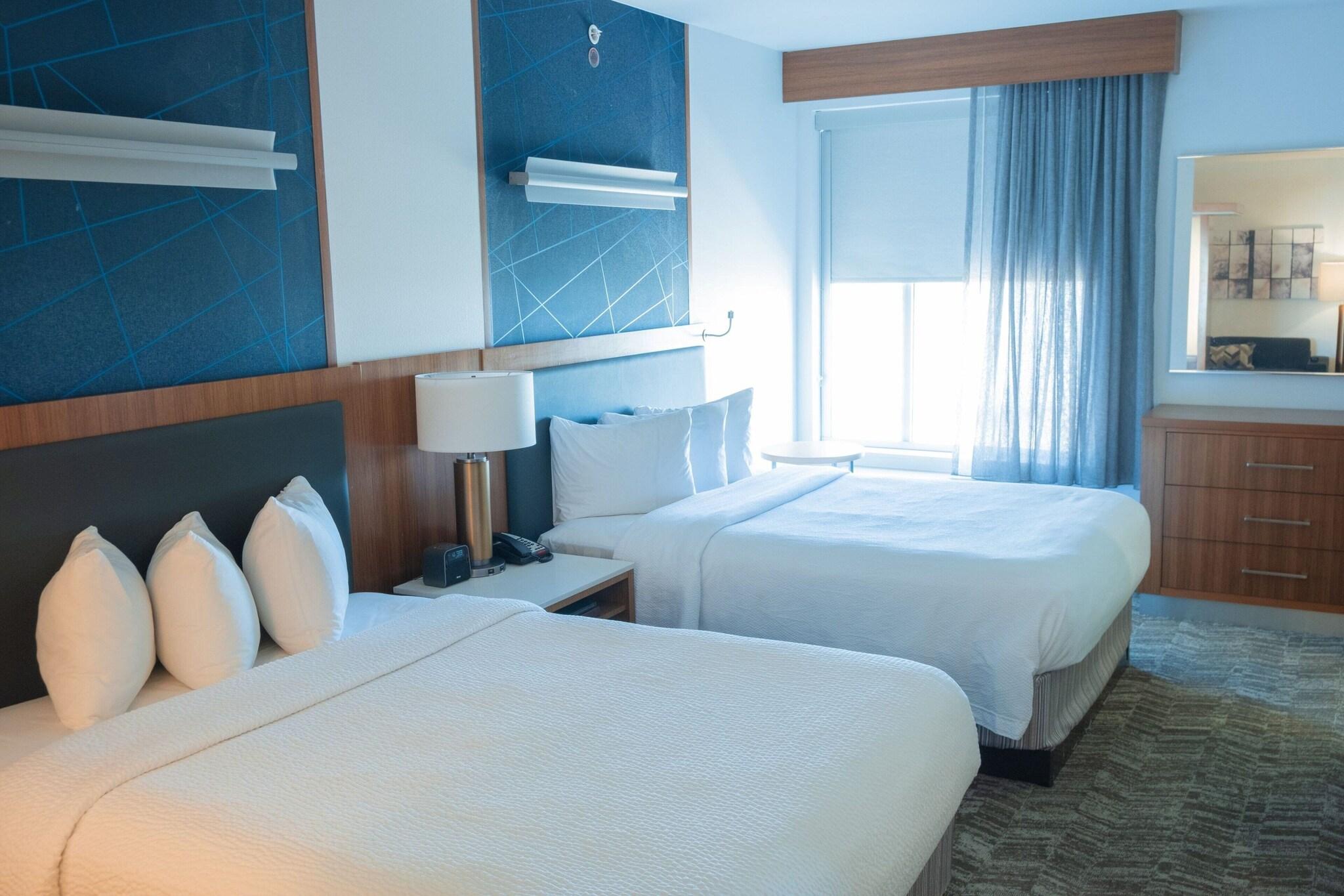 Suite Two Queen Beds