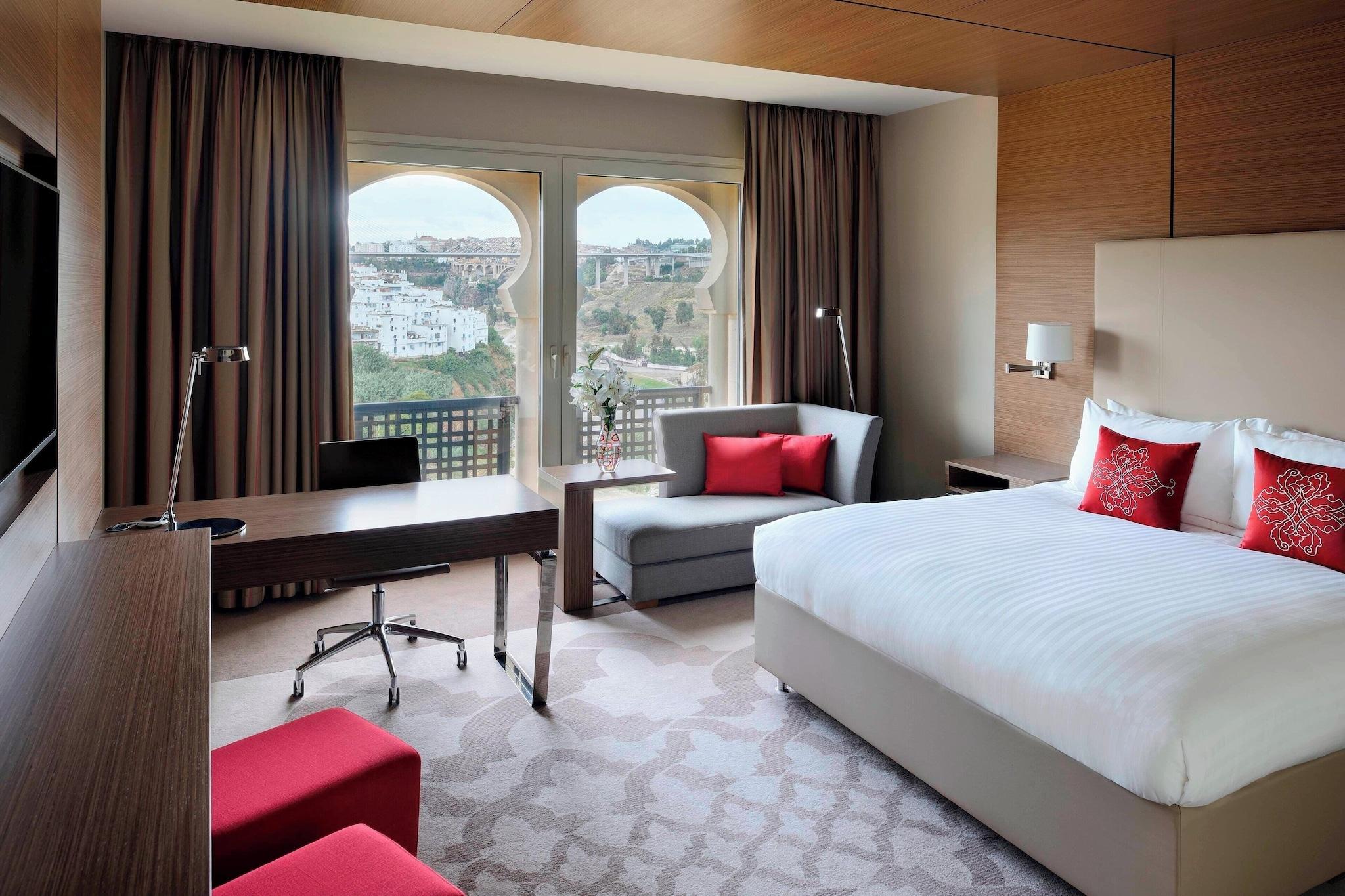 Double City View King Bed