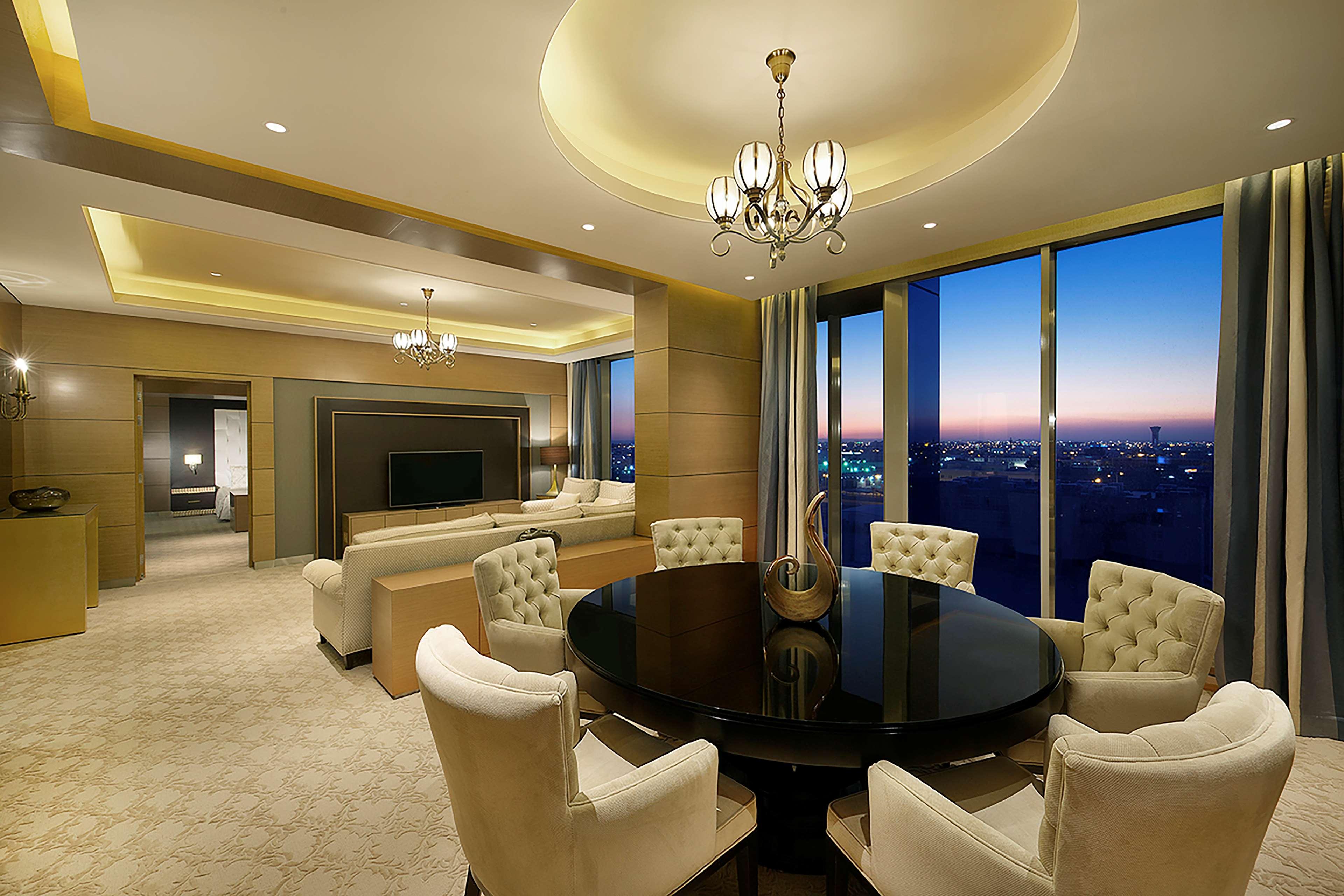 Suite Deluxe One Bedroom