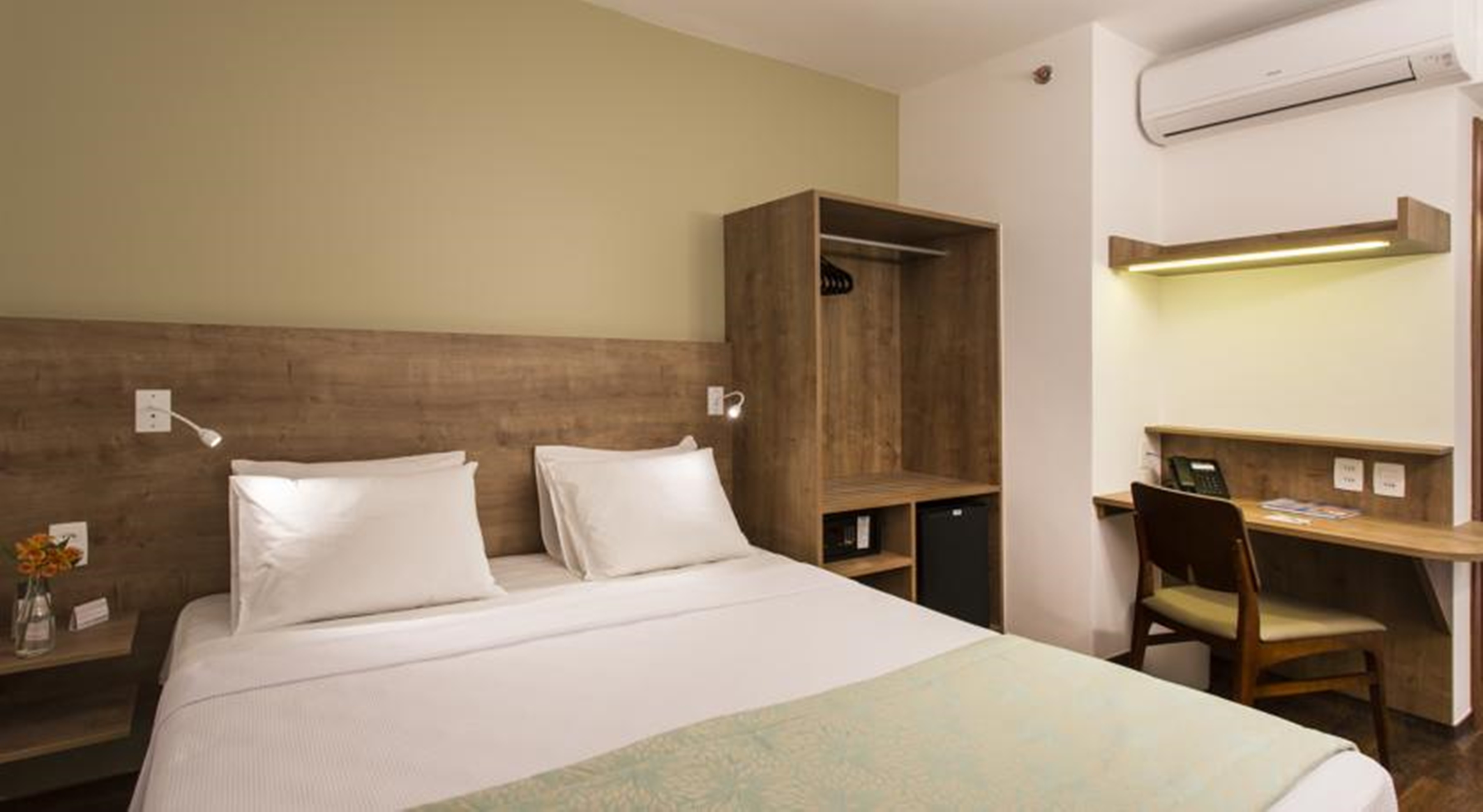 Double Queen Size Bed