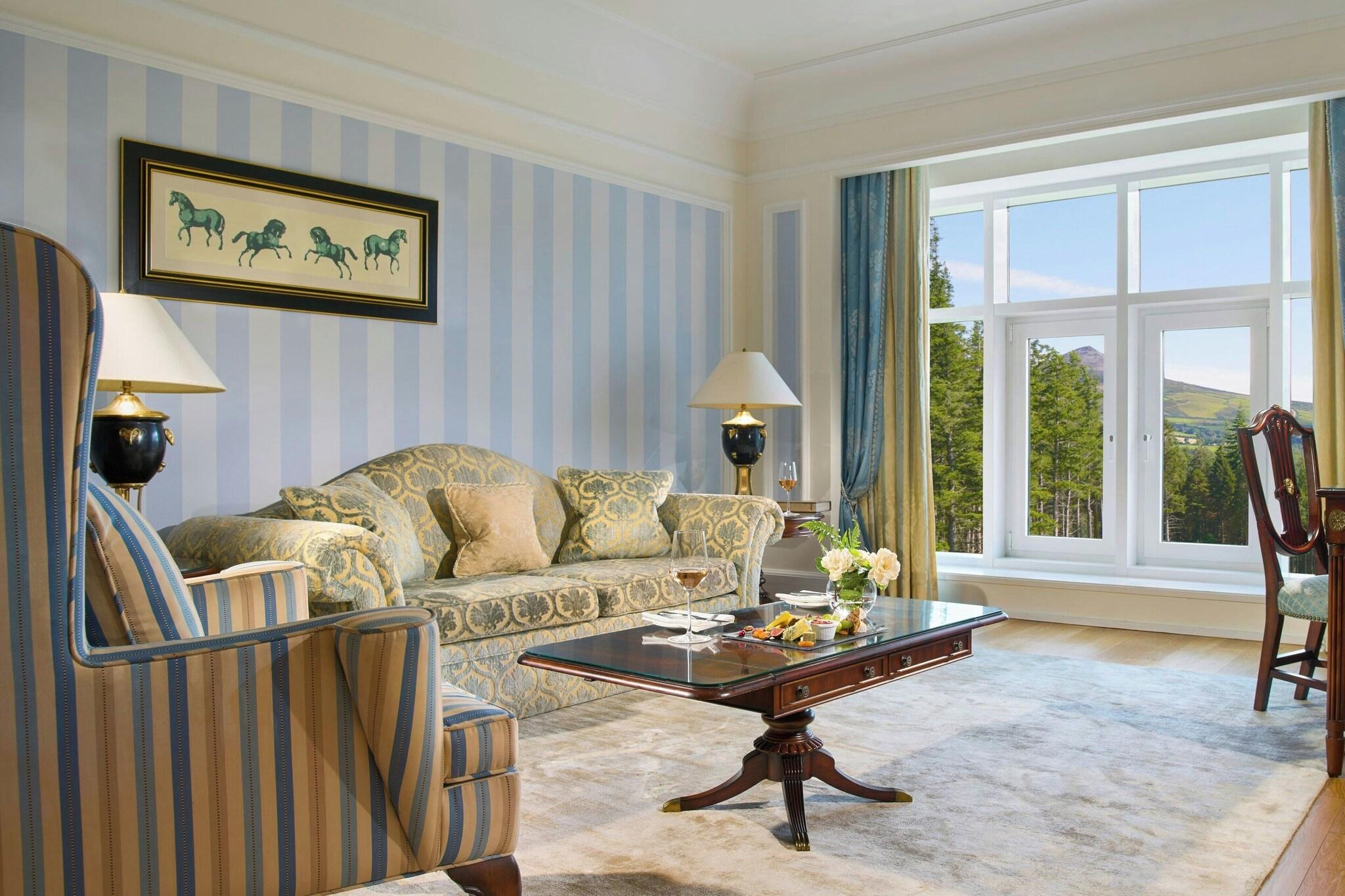 Suite Two Double Beds One Bedroom 