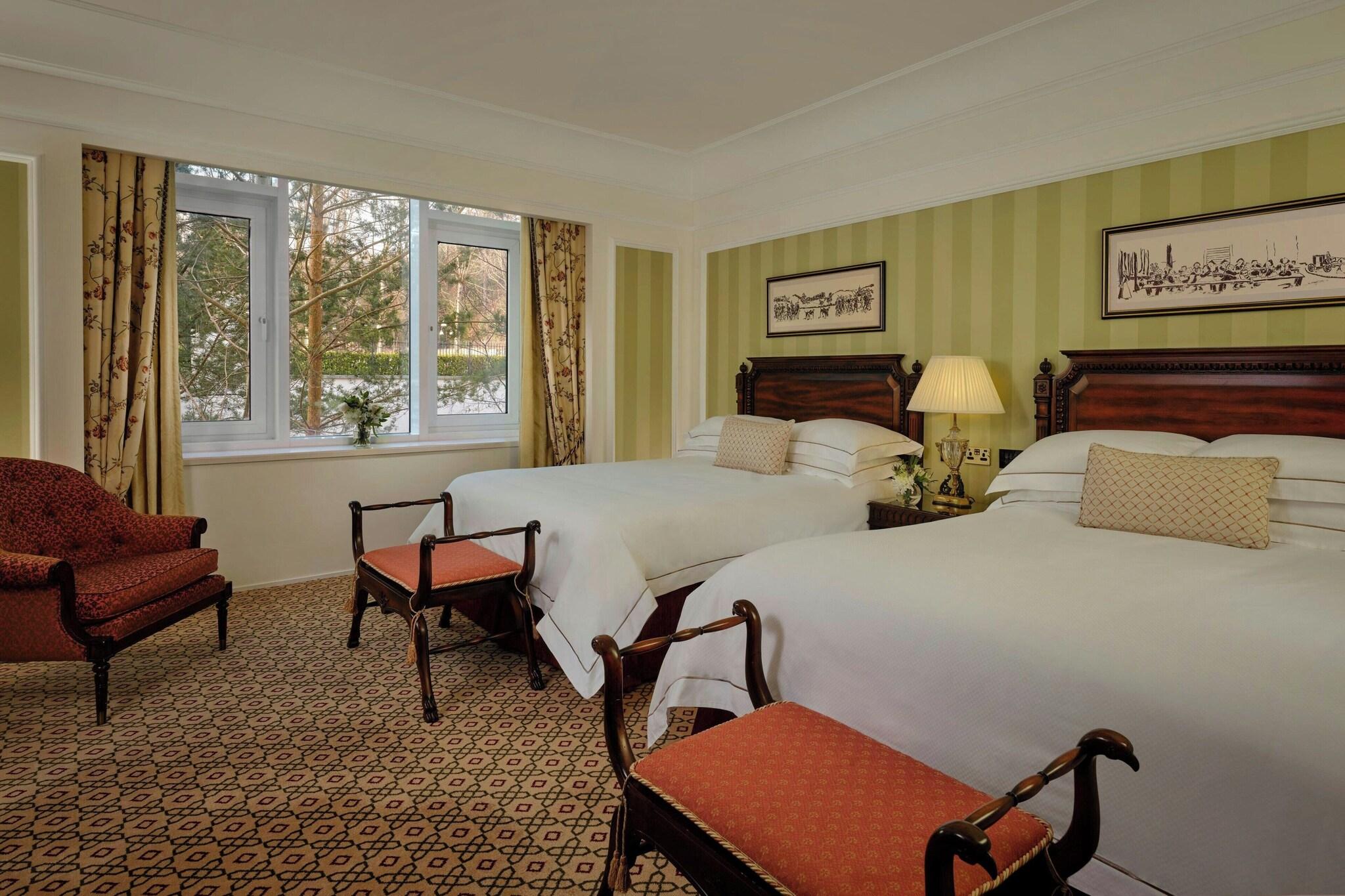 Suite Two Double Beds One Bedroom 