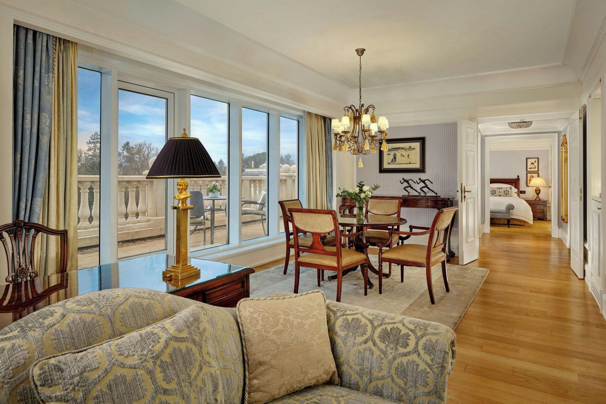 Suite King Bed One Bedroom 