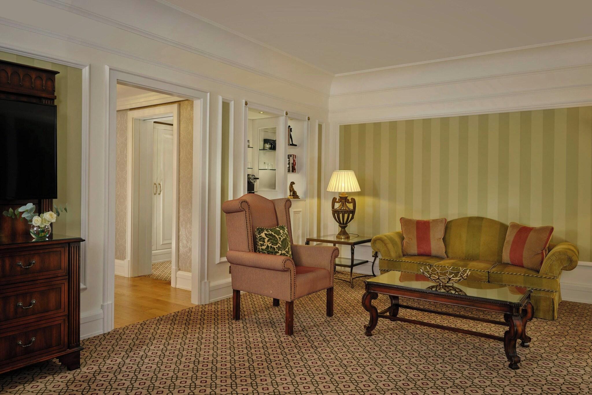 Double Superior King Bed