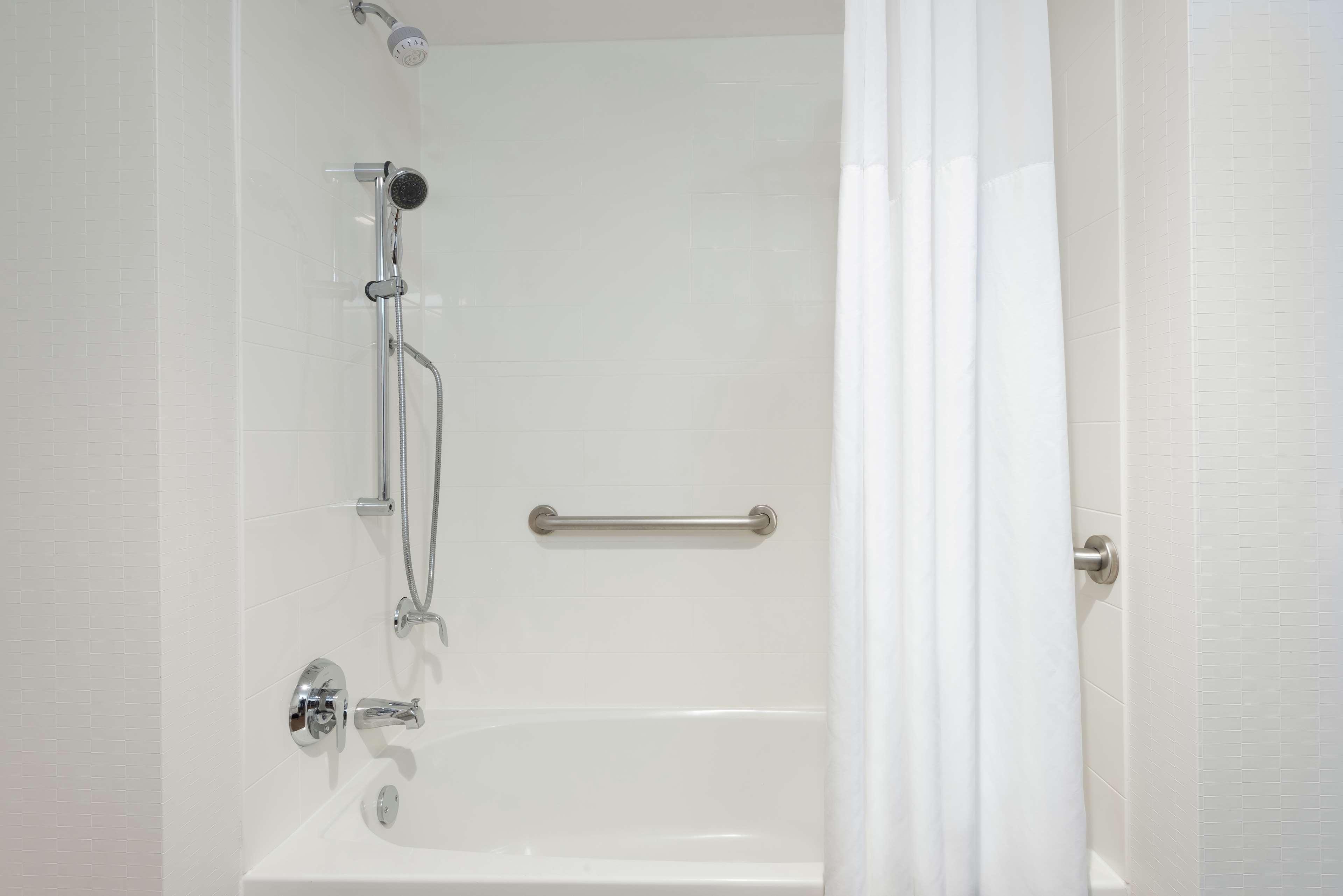 Double King Bed Non Smoking